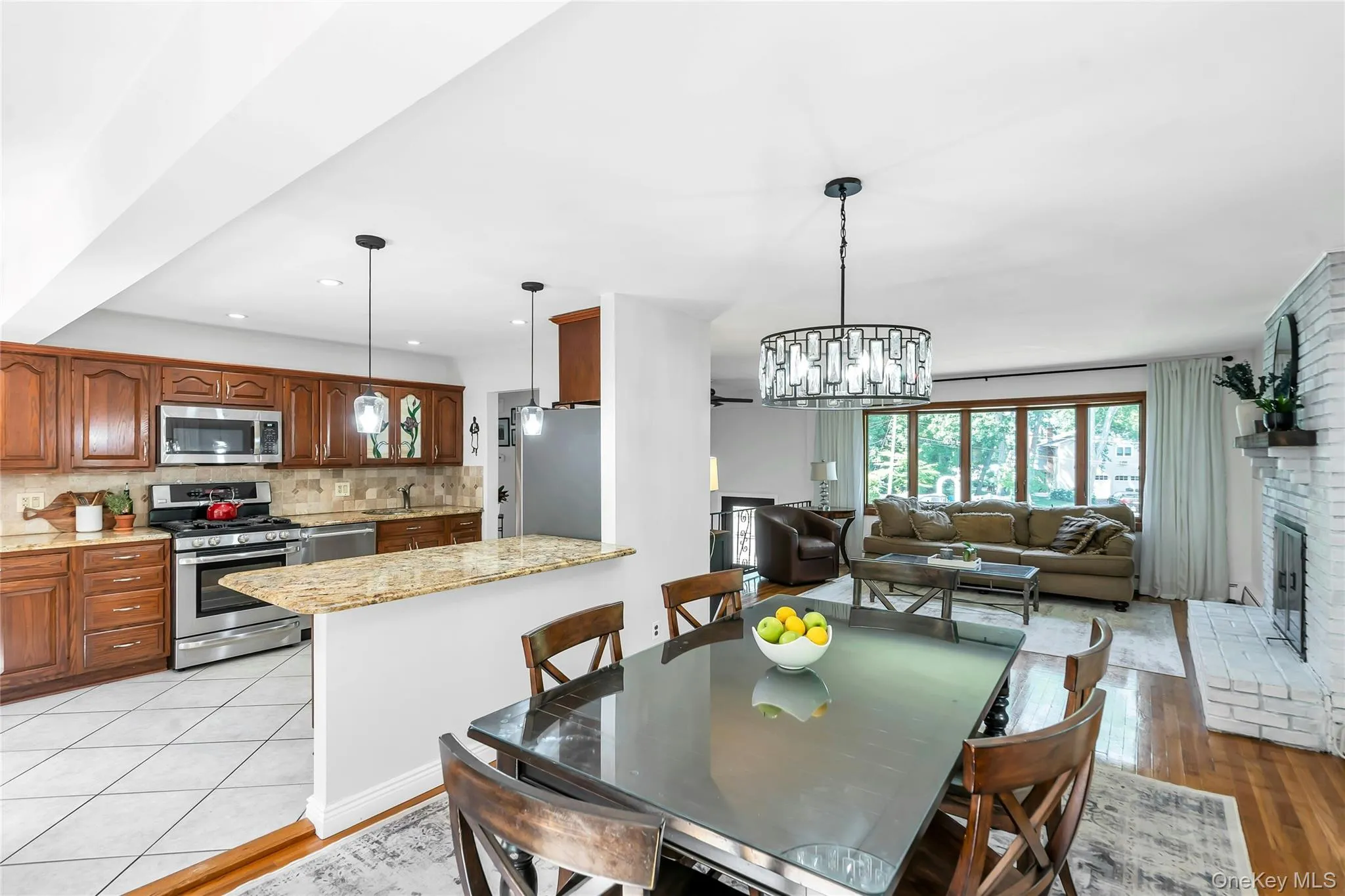 4 Dale Court, Islip, NY, 4 Bedrooms Bedrooms, 9 Rooms Rooms,2 BathroomsBathrooms,Residential,For Rent,Dale,0,1019600 4 Dale Court, Islip, NY, 4 Bedrooms Bedrooms, 9 Rooms Rooms,2 BathroomsBathrooms,Residential,For Rent,Dale,0,1019600