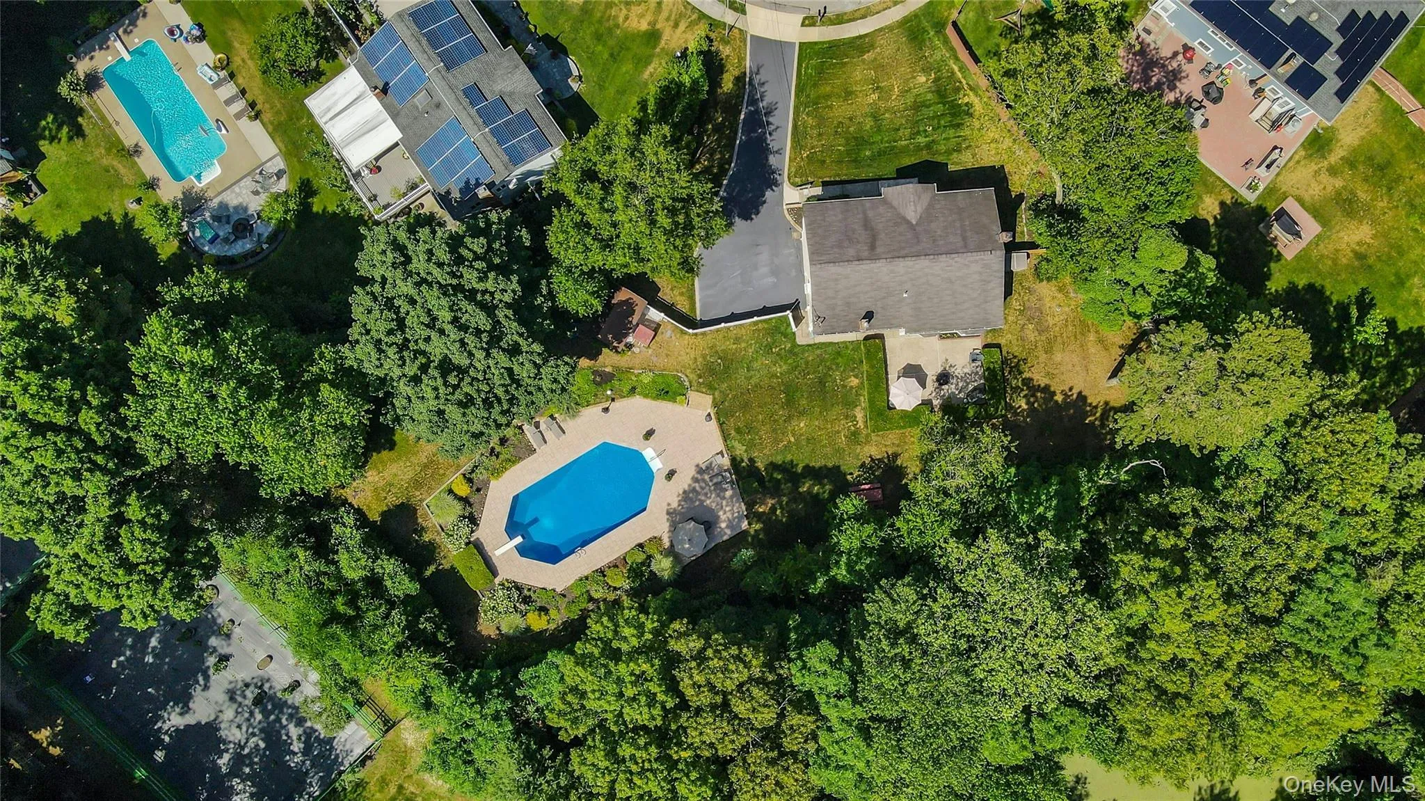 4 Dale Court, Islip, NY, 4 Bedrooms Bedrooms, 9 Rooms Rooms,2 BathroomsBathrooms,Residential,For Rent,Dale,0,1019600 4 Dale Court, Islip, NY, 4 Bedrooms Bedrooms, 9 Rooms Rooms,2 BathroomsBathrooms,Residential,For Rent,Dale,0,1019600