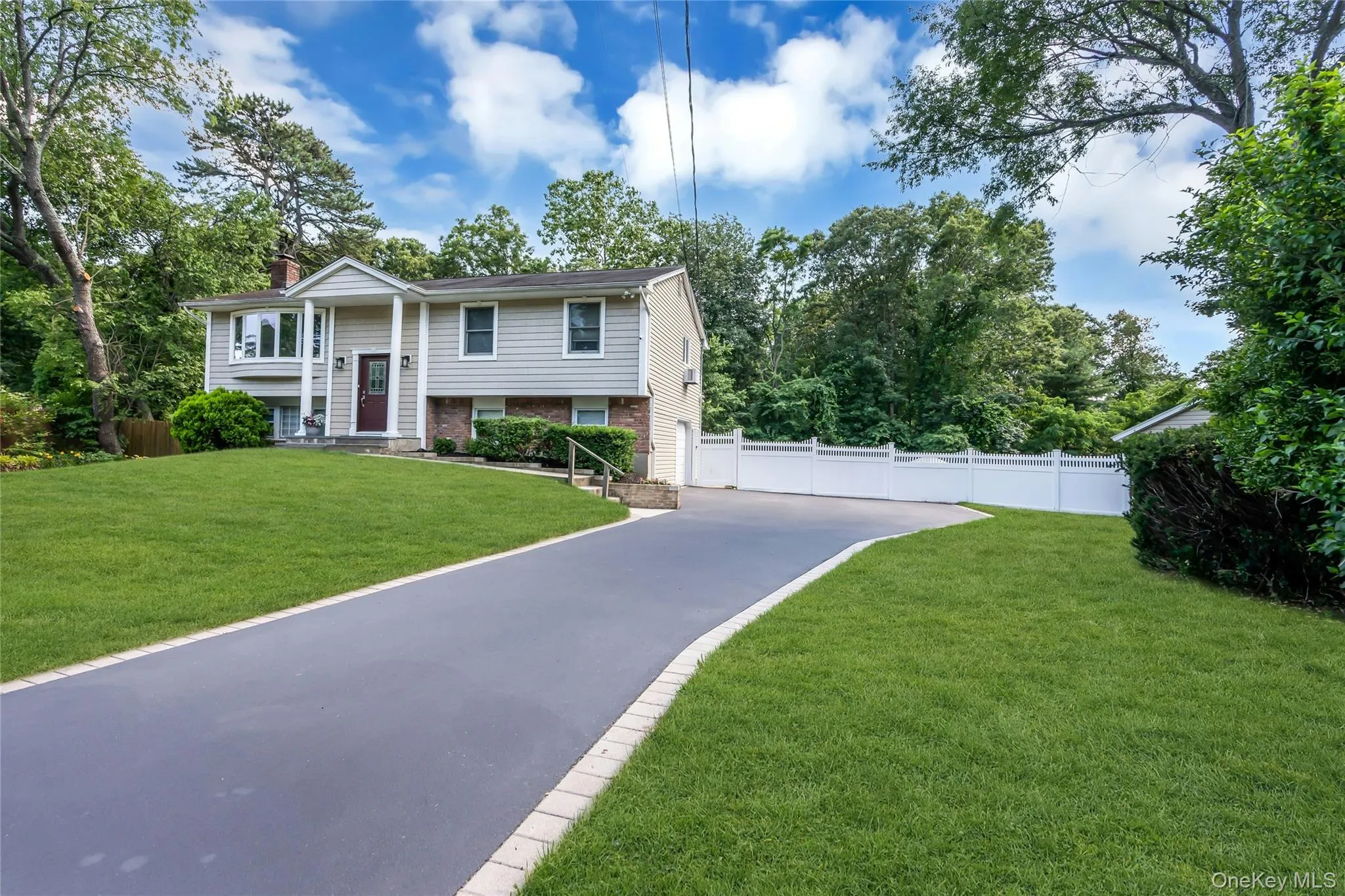 4 Dale Court, Islip, NY, 4 Bedrooms Bedrooms, 9 Rooms Rooms,2 BathroomsBathrooms,Residential,For Rent,Dale,0,1019600 4 Dale Court, Islip, NY, 4 Bedrooms Bedrooms, 9 Rooms Rooms,2 BathroomsBathrooms,Residential,For Rent,Dale,0,1019600