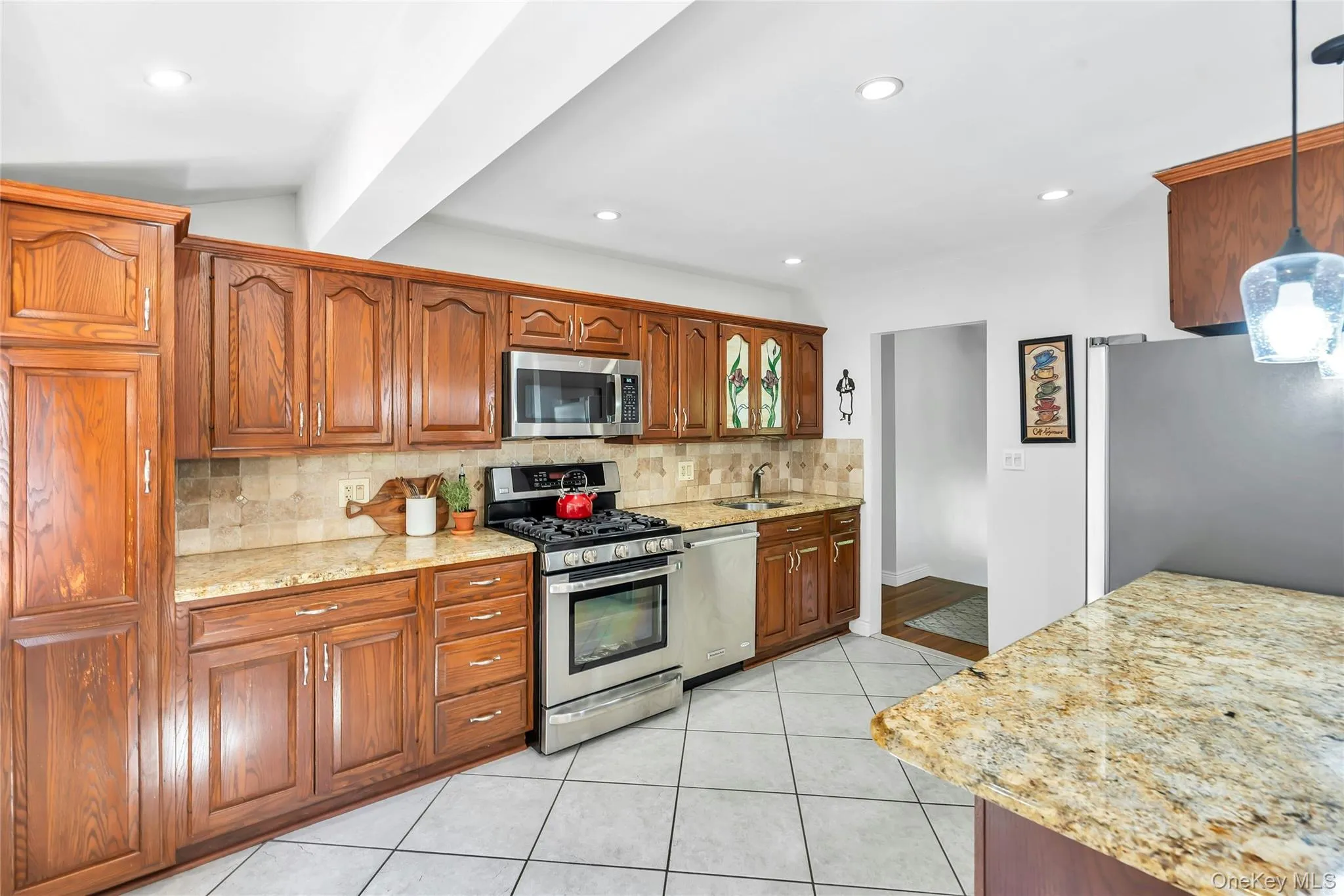 4 Dale Court, Islip, NY, 4 Bedrooms Bedrooms, 9 Rooms Rooms,2 BathroomsBathrooms,Residential,For Rent,Dale,0,1019600 4 Dale Court, Islip, NY, 4 Bedrooms Bedrooms, 9 Rooms Rooms,2 BathroomsBathrooms,Residential,For Rent,Dale,0,1019600