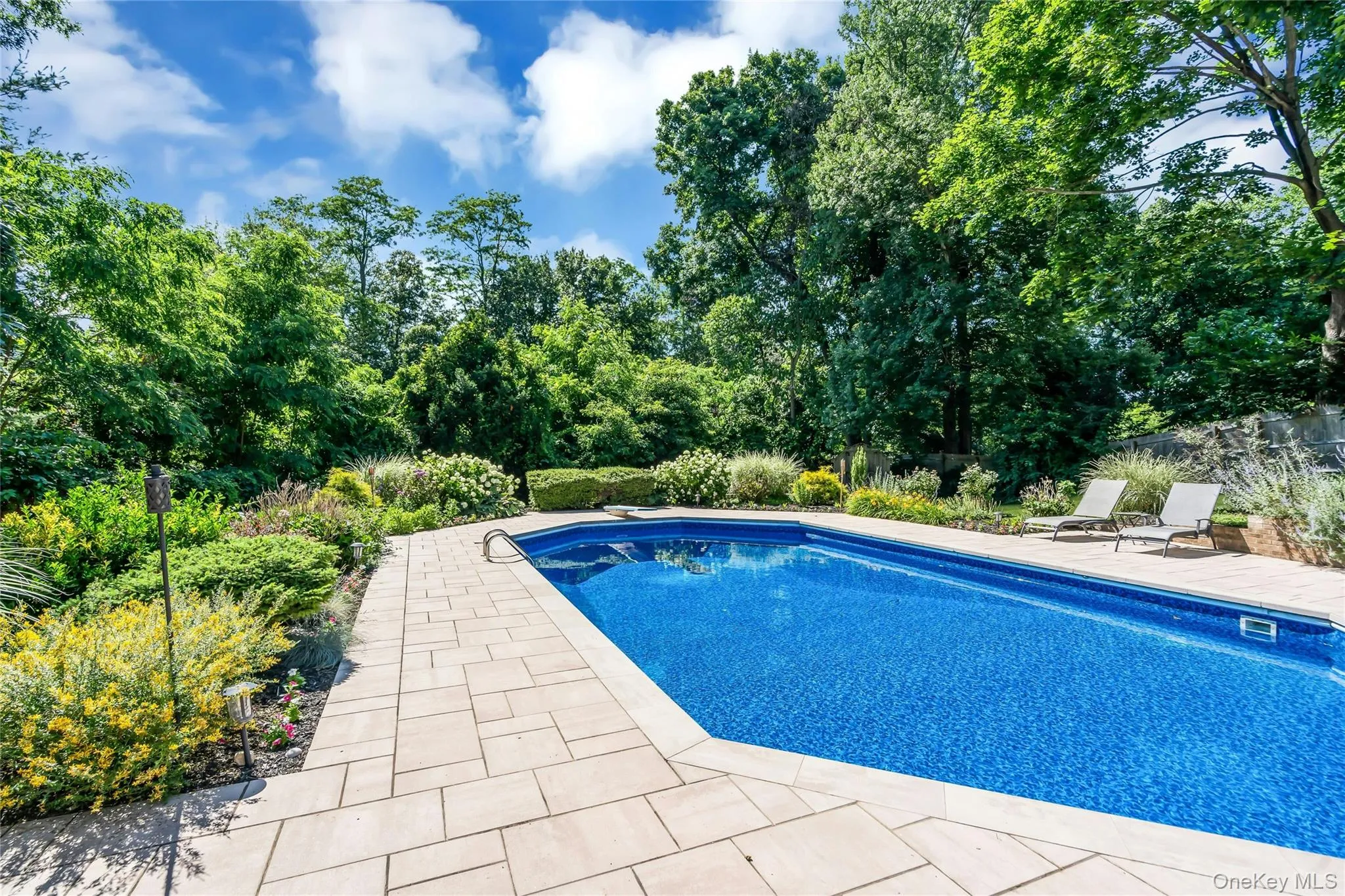 4 Dale Court, Islip, NY, 4 Bedrooms Bedrooms, 9 Rooms Rooms,2 BathroomsBathrooms,Residential,For Rent,Dale,0,1019600 4 Dale Court, Islip, NY, 4 Bedrooms Bedrooms, 9 Rooms Rooms,2 BathroomsBathrooms,Residential,For Rent,Dale,0,1019600
