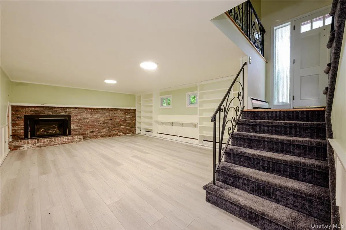 5 Avdon Lane, Huntington, NY, 4 Bedrooms Bedrooms, 8 Rooms Rooms,3 BathroomsBathrooms,Residential Lease,For Rent,Avdon,0,1019601 5 Avdon Lane, Huntington, NY, 4 Bedrooms Bedrooms, 8 Rooms Rooms,3 BathroomsBathrooms,Residential Lease,For Rent,Avdon,0,1019601
