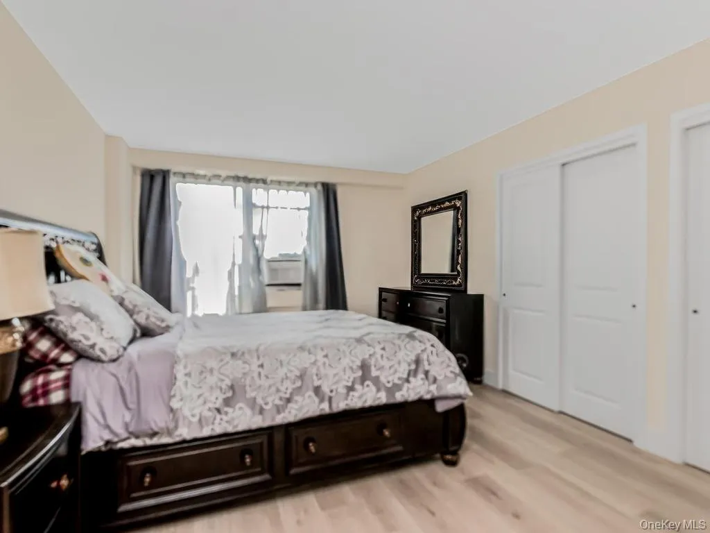 820 Boynton Avenue, New York, NY, 1 Bedroom Bedrooms, 3 Rooms Rooms,1 BathroomBathrooms,Residential,For Rent,Boynton,0,1019605 820 Boynton Avenue, New York, NY, 1 Bedroom Bedrooms, 3 Rooms Rooms,1 BathroomBathrooms,Residential,For Rent,Boynton,0,1019605