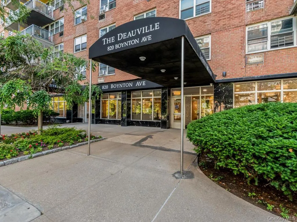 820 Boynton Avenue, New York, NY, 1 Bedroom Bedrooms, 3 Rooms Rooms,1 BathroomBathrooms,Residential,For Rent,Boynton,0,1019605 820 Boynton Avenue, New York, NY, 1 Bedroom Bedrooms, 3 Rooms Rooms,1 BathroomBathrooms,Residential,For Rent,Boynton,0,1019605