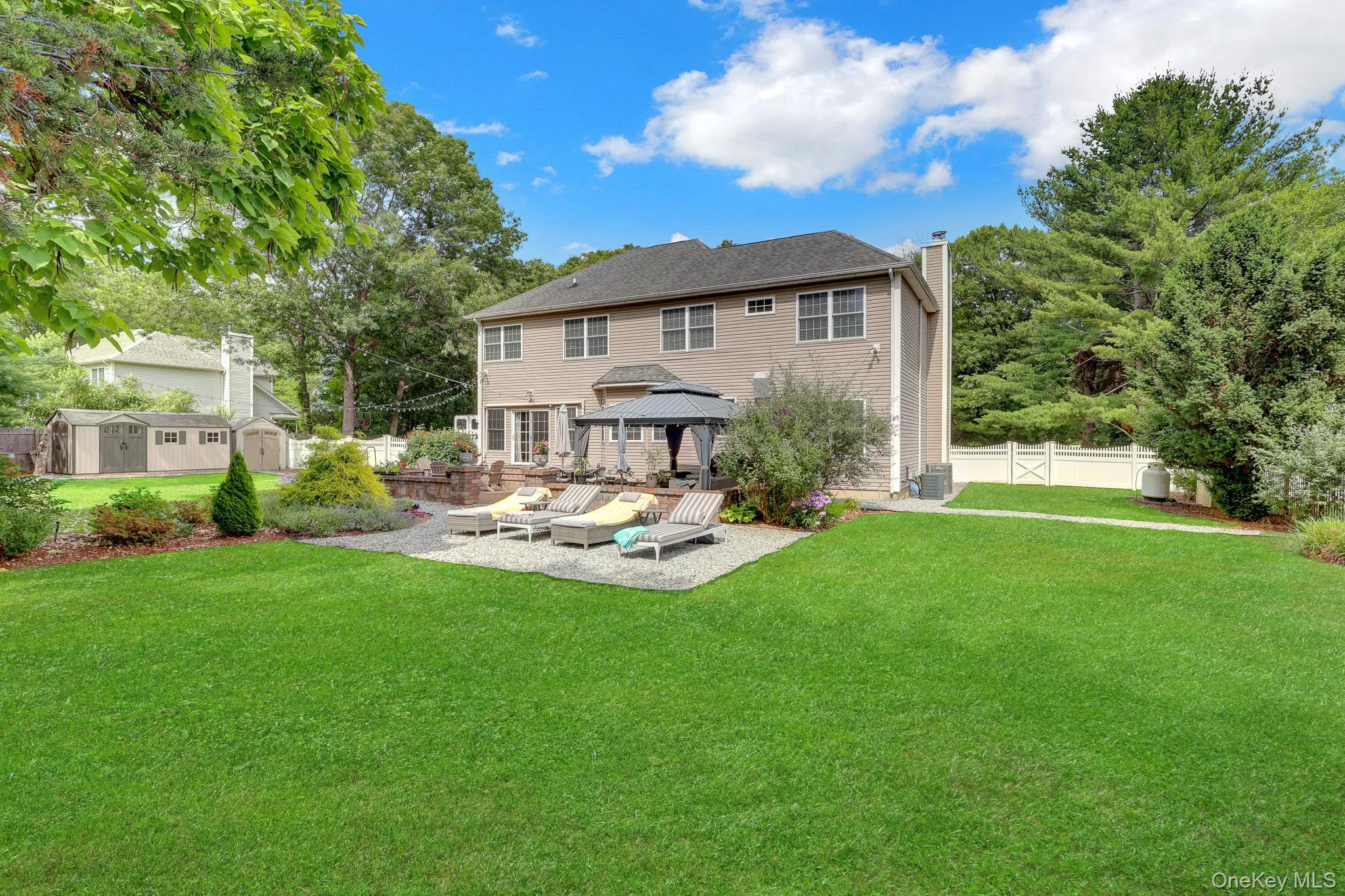 116 Washington Avenue, Brookhaven, NY, 4 Bedrooms Bedrooms, 9 Rooms Rooms,3 BathroomsBathrooms,Residential,For Rent,Washington,0,1019606 116 Washington Avenue, Brookhaven, NY, 4 Bedrooms Bedrooms, 9 Rooms Rooms,3 BathroomsBathrooms,Residential,For Rent,Washington,0,1019606