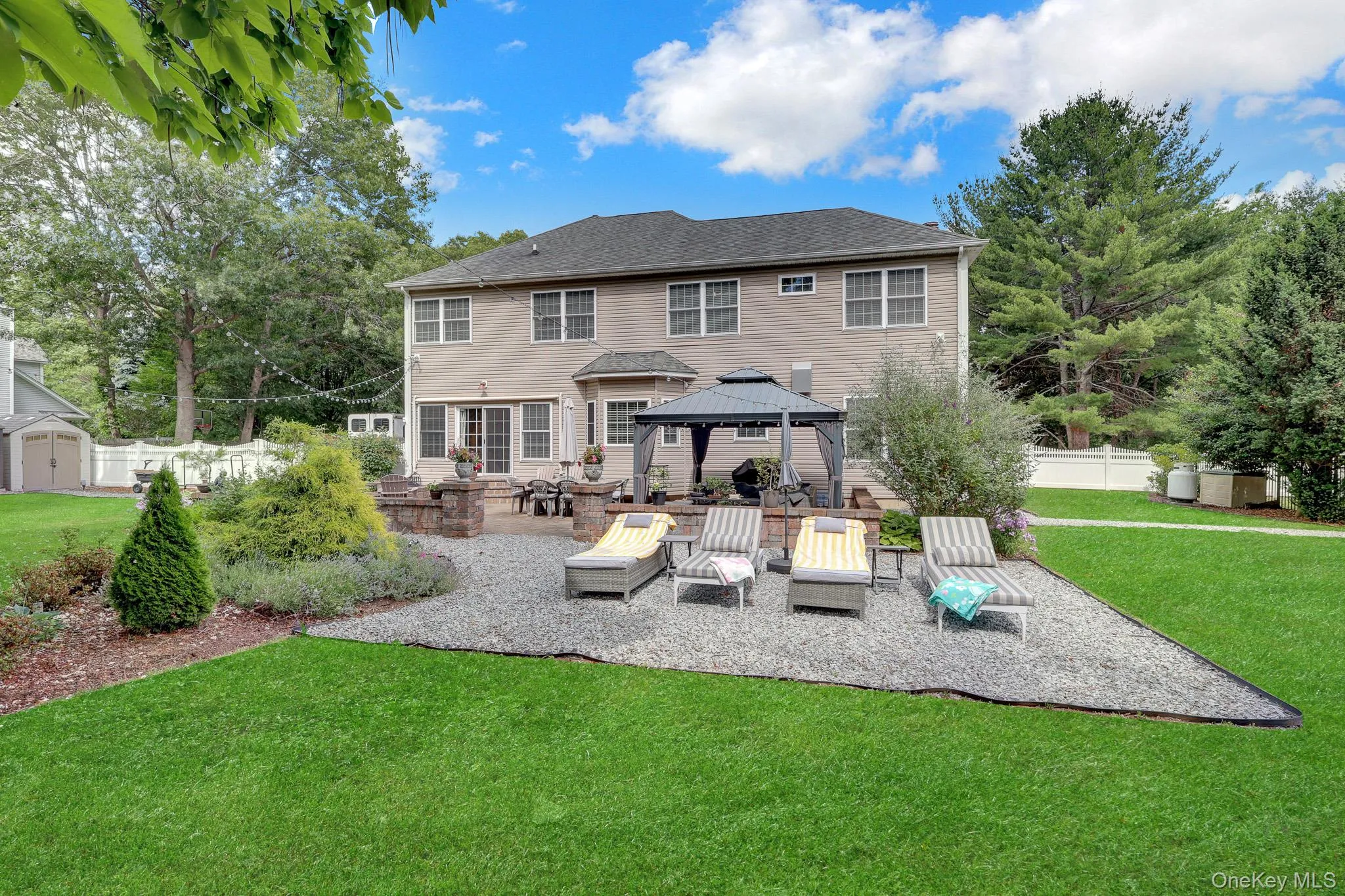 116 Washington Avenue, Brookhaven, NY, 4 Bedrooms Bedrooms, 9 Rooms Rooms,3 BathroomsBathrooms,Residential,For Rent,Washington,0,1019606 116 Washington Avenue, Brookhaven, NY, 4 Bedrooms Bedrooms, 9 Rooms Rooms,3 BathroomsBathrooms,Residential,For Rent,Washington,0,1019606