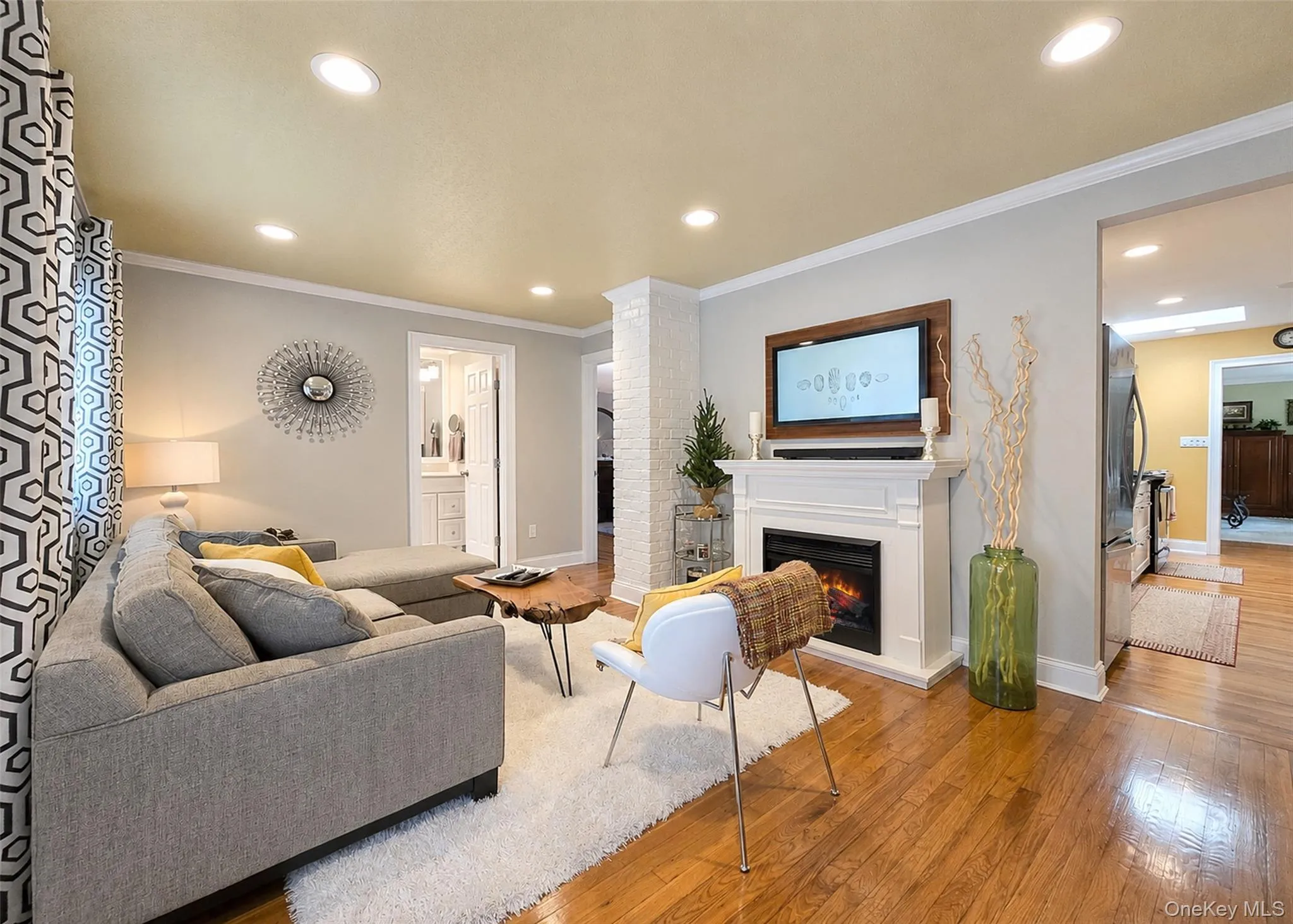 7 Talbot Lane, Smithtown, NY, 3 Bedrooms Bedrooms, 7 Rooms Rooms,2 BathroomsBathrooms,Residential,For Rent,Talbot,0,1019610 7 Talbot Lane, Smithtown, NY, 3 Bedrooms Bedrooms, 7 Rooms Rooms,2 BathroomsBathrooms,Residential,For Rent,Talbot,0,1019610