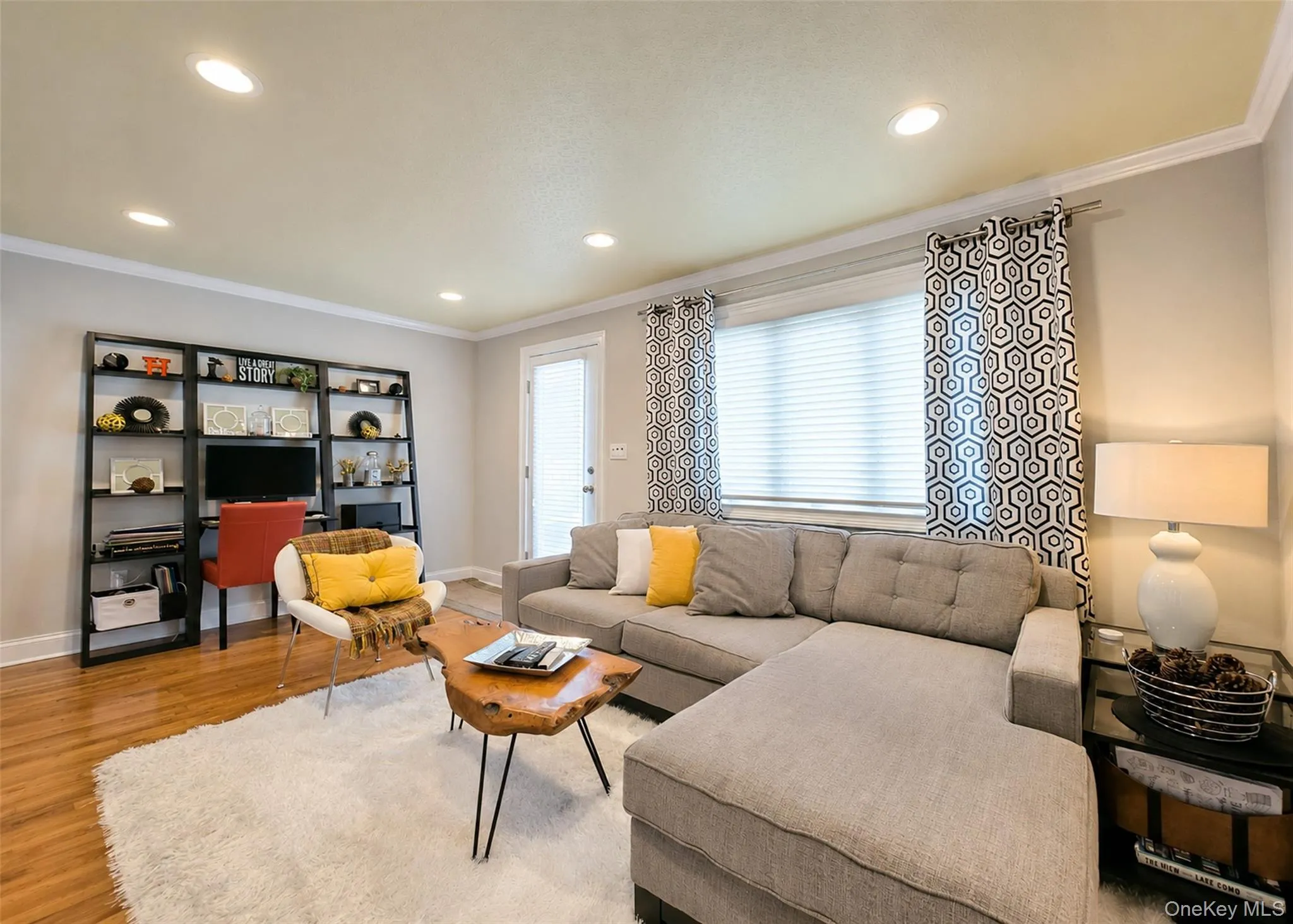 7 Talbot Lane, Smithtown, NY, 3 Bedrooms Bedrooms, 7 Rooms Rooms,2 BathroomsBathrooms,Residential,For Rent,Talbot,0,1019610 7 Talbot Lane, Smithtown, NY, 3 Bedrooms Bedrooms, 7 Rooms Rooms,2 BathroomsBathrooms,Residential,For Rent,Talbot,0,1019610