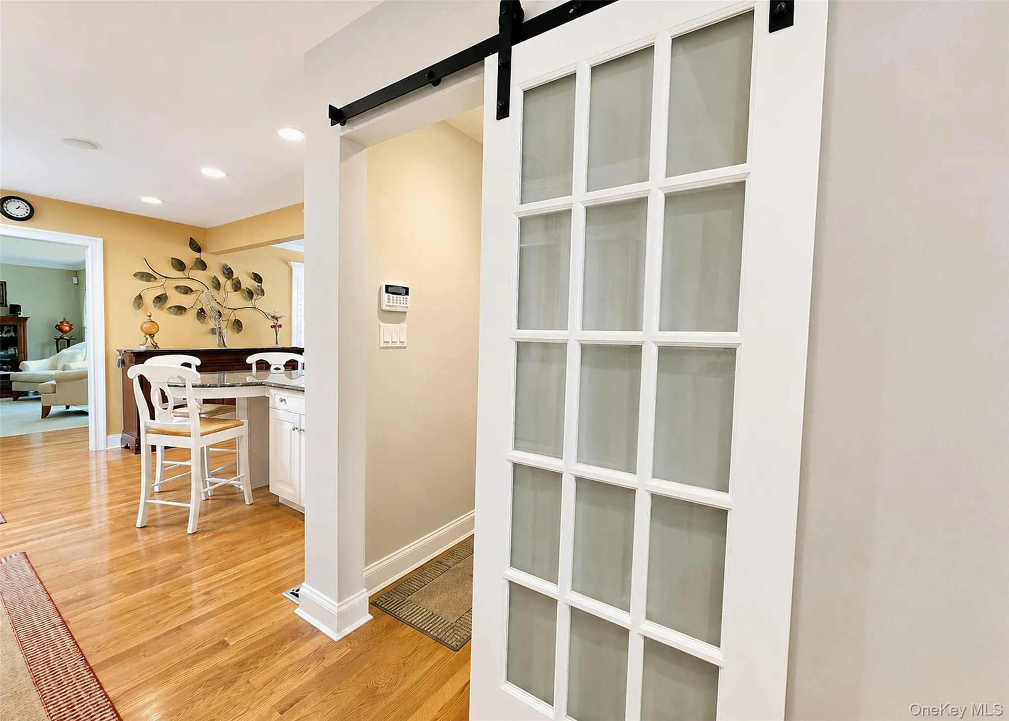 7 Talbot Lane, Smithtown, NY, 3 Bedrooms Bedrooms, 7 Rooms Rooms,2 BathroomsBathrooms,Residential,For Rent,Talbot,0,1019610 7 Talbot Lane, Smithtown, NY, 3 Bedrooms Bedrooms, 7 Rooms Rooms,2 BathroomsBathrooms,Residential,For Rent,Talbot,0,1019610