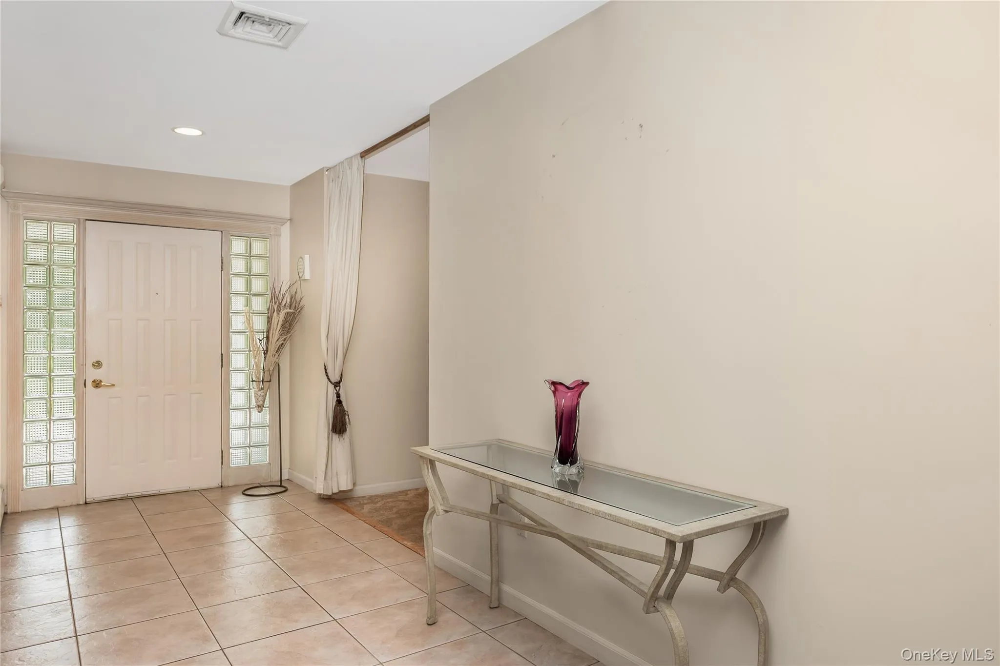 6 Twilight Court, Huntington, NY, 5 Bedrooms Bedrooms, 12 Rooms Rooms,3 BathroomsBathrooms,Residential,For Rent,Twilight,0,1019611 6 Twilight Court, Huntington, NY, 5 Bedrooms Bedrooms, 12 Rooms Rooms,3 BathroomsBathrooms,Residential,For Rent,Twilight,0,1019611