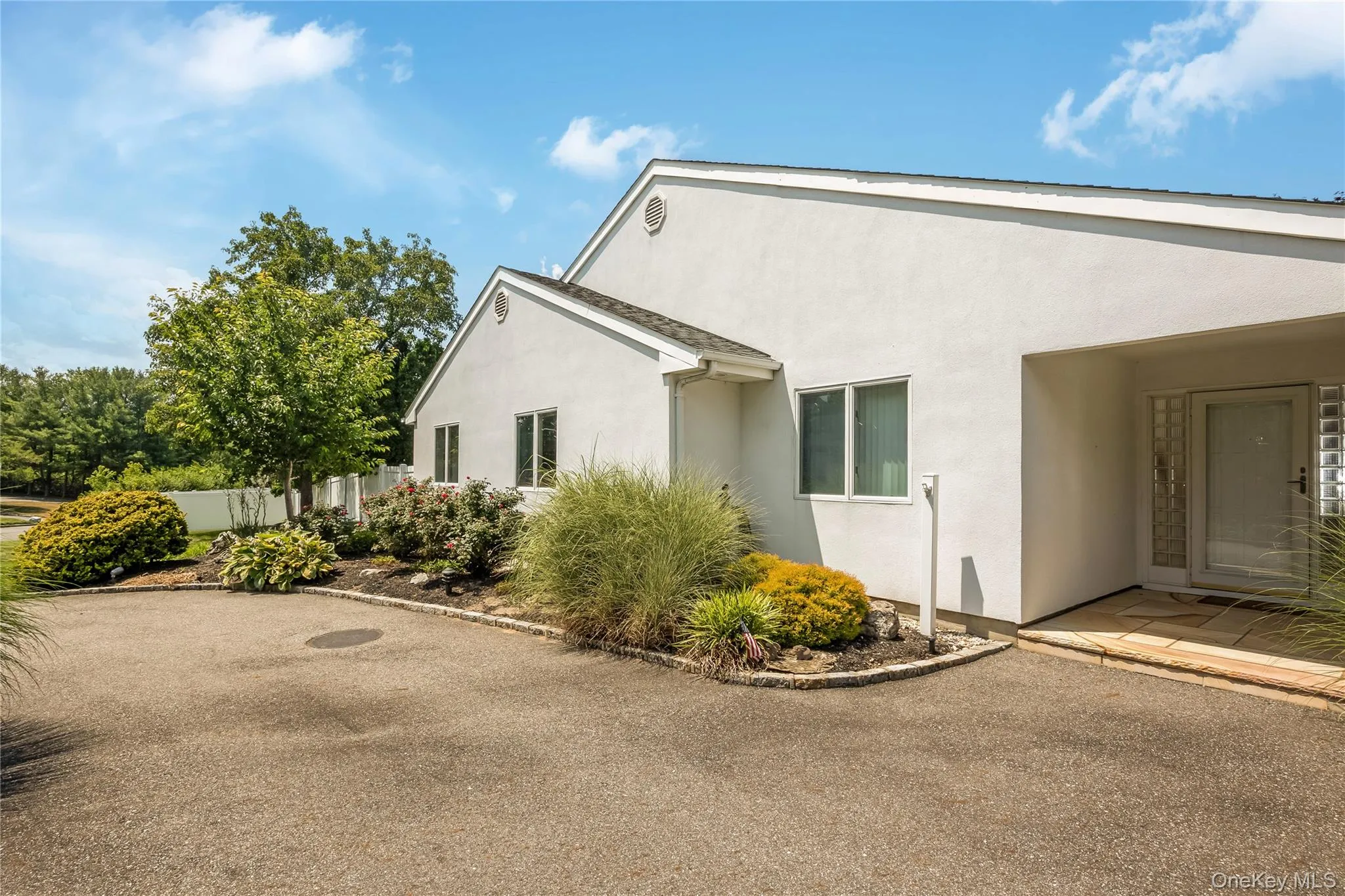 6 Twilight Court, Huntington, NY, 5 Bedrooms Bedrooms, 12 Rooms Rooms,3 BathroomsBathrooms,Residential,For Rent,Twilight,0,1019611 6 Twilight Court, Huntington, NY, 5 Bedrooms Bedrooms, 12 Rooms Rooms,3 BathroomsBathrooms,Residential,For Rent,Twilight,0,1019611