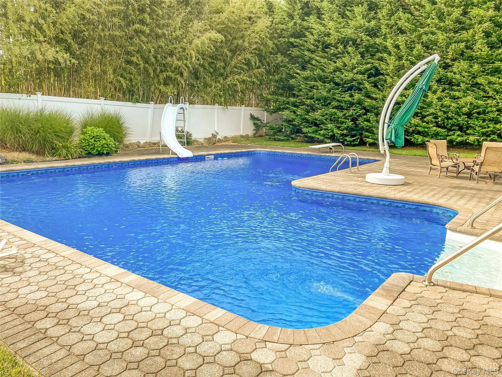 6 Twilight Court, Huntington, NY, 5 Bedrooms Bedrooms, 12 Rooms Rooms,3 BathroomsBathrooms,Residential,For Rent,Twilight,0,1019611 6 Twilight Court, Huntington, NY, 5 Bedrooms Bedrooms, 12 Rooms Rooms,3 BathroomsBathrooms,Residential,For Rent,Twilight,0,1019611