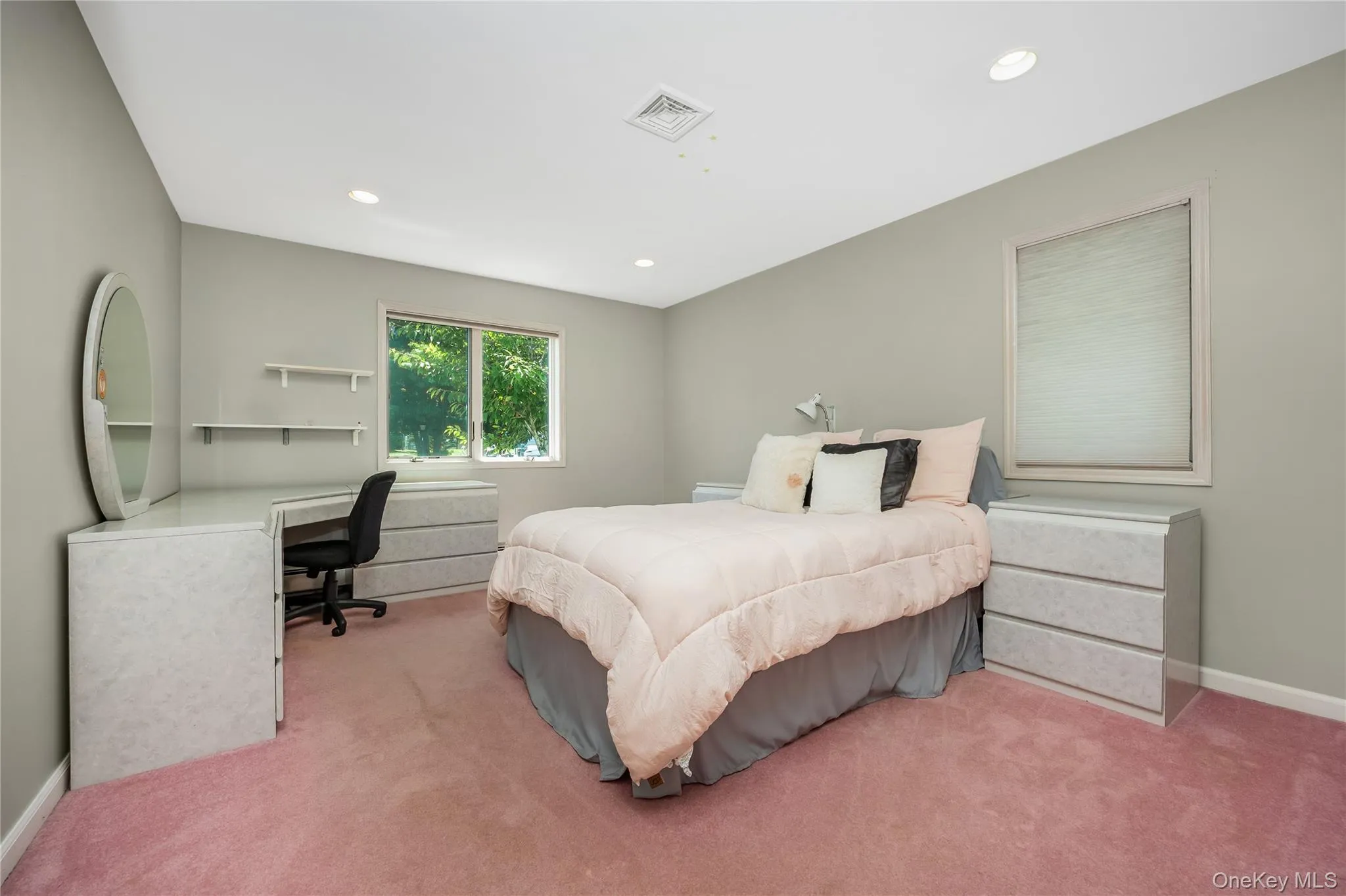 6 Twilight Court, Huntington, NY, 5 Bedrooms Bedrooms, 12 Rooms Rooms,3 BathroomsBathrooms,Residential,For Rent,Twilight,0,1019611 6 Twilight Court, Huntington, NY, 5 Bedrooms Bedrooms, 12 Rooms Rooms,3 BathroomsBathrooms,Residential,For Rent,Twilight,0,1019611