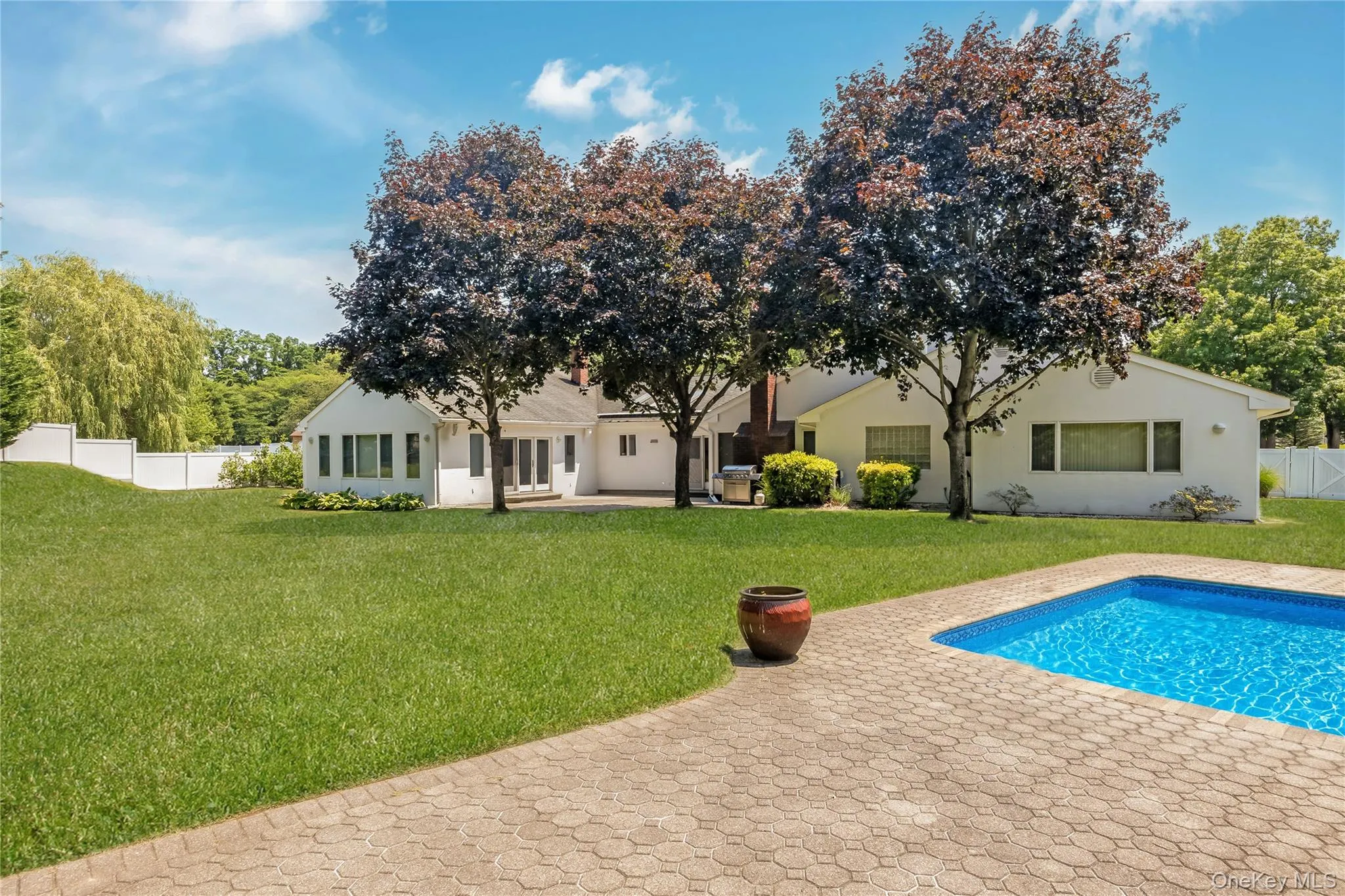 6 Twilight Court, Huntington, NY, 5 Bedrooms Bedrooms, 12 Rooms Rooms,3 BathroomsBathrooms,Residential,For Rent,Twilight,0,1019611 6 Twilight Court, Huntington, NY, 5 Bedrooms Bedrooms, 12 Rooms Rooms,3 BathroomsBathrooms,Residential,For Rent,Twilight,0,1019611