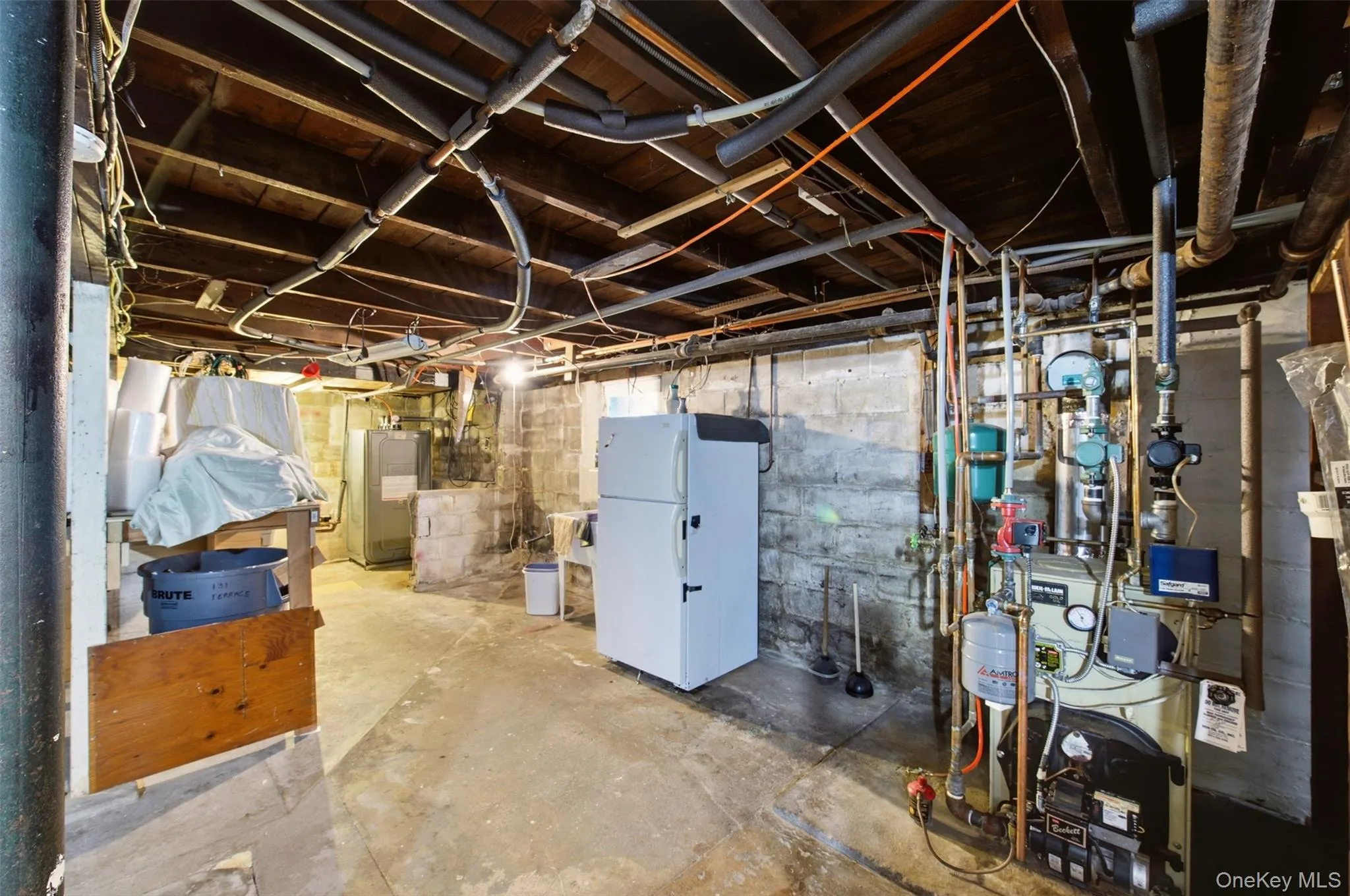 131 Terrace Avenue, West Babylon, NY, 3 Bedrooms Bedrooms, 6 Rooms Rooms,1 BathroomBathrooms,Residential,For Rent,Terrace,0,1019614 131 Terrace Avenue, West Babylon, NY, 3 Bedrooms Bedrooms, 6 Rooms Rooms,1 BathroomBathrooms,Residential,For Rent,Terrace,0,1019614