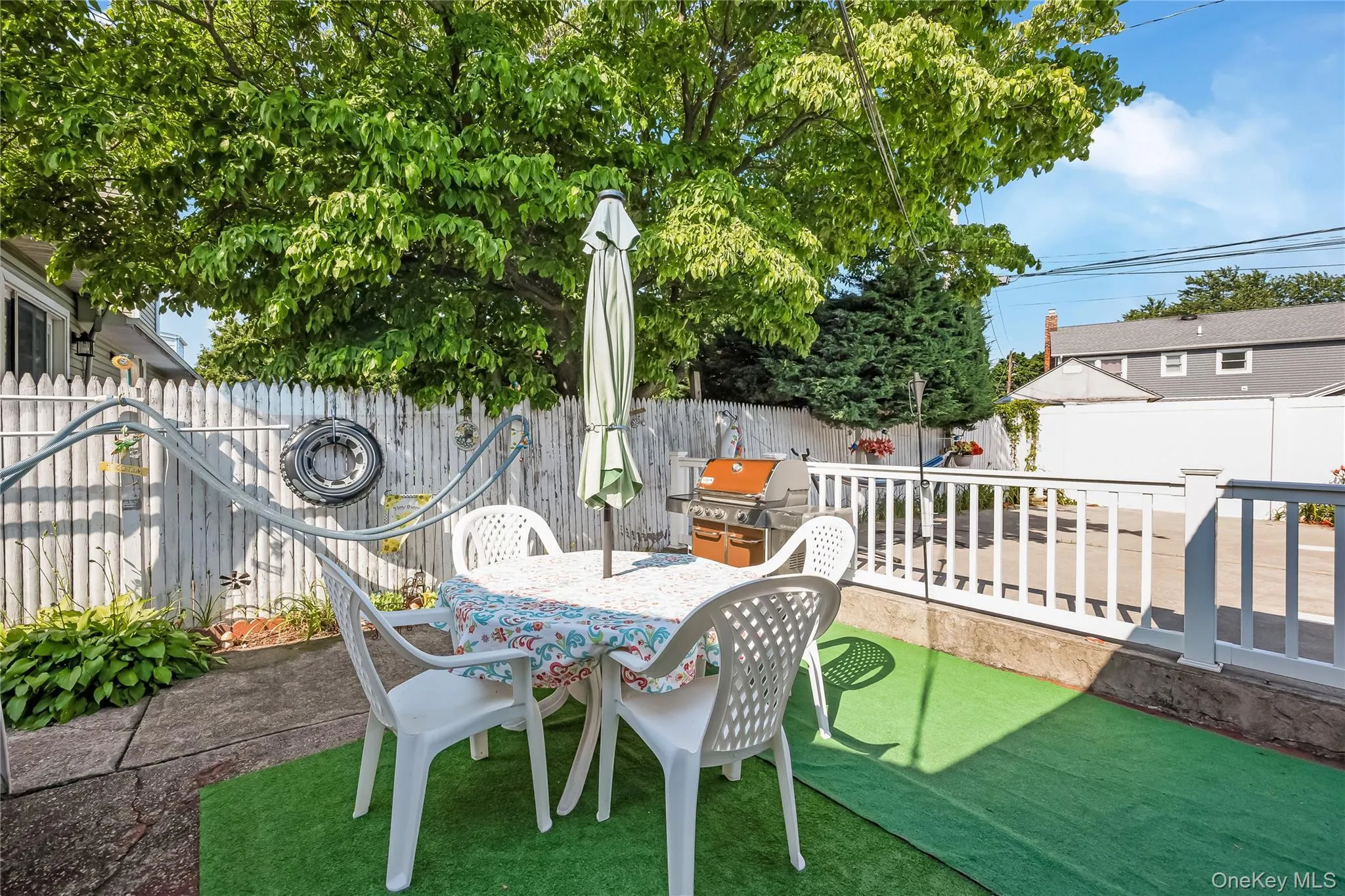23 Scholl Drive, Oyster Bay, NY, 4 Bedrooms Bedrooms, 7 Rooms Rooms,1 BathroomBathrooms,Residential,For Rent,Scholl,0,1019615 23 Scholl Drive, Oyster Bay, NY, 4 Bedrooms Bedrooms, 7 Rooms Rooms,1 BathroomBathrooms,Residential,For Rent,Scholl,0,1019615