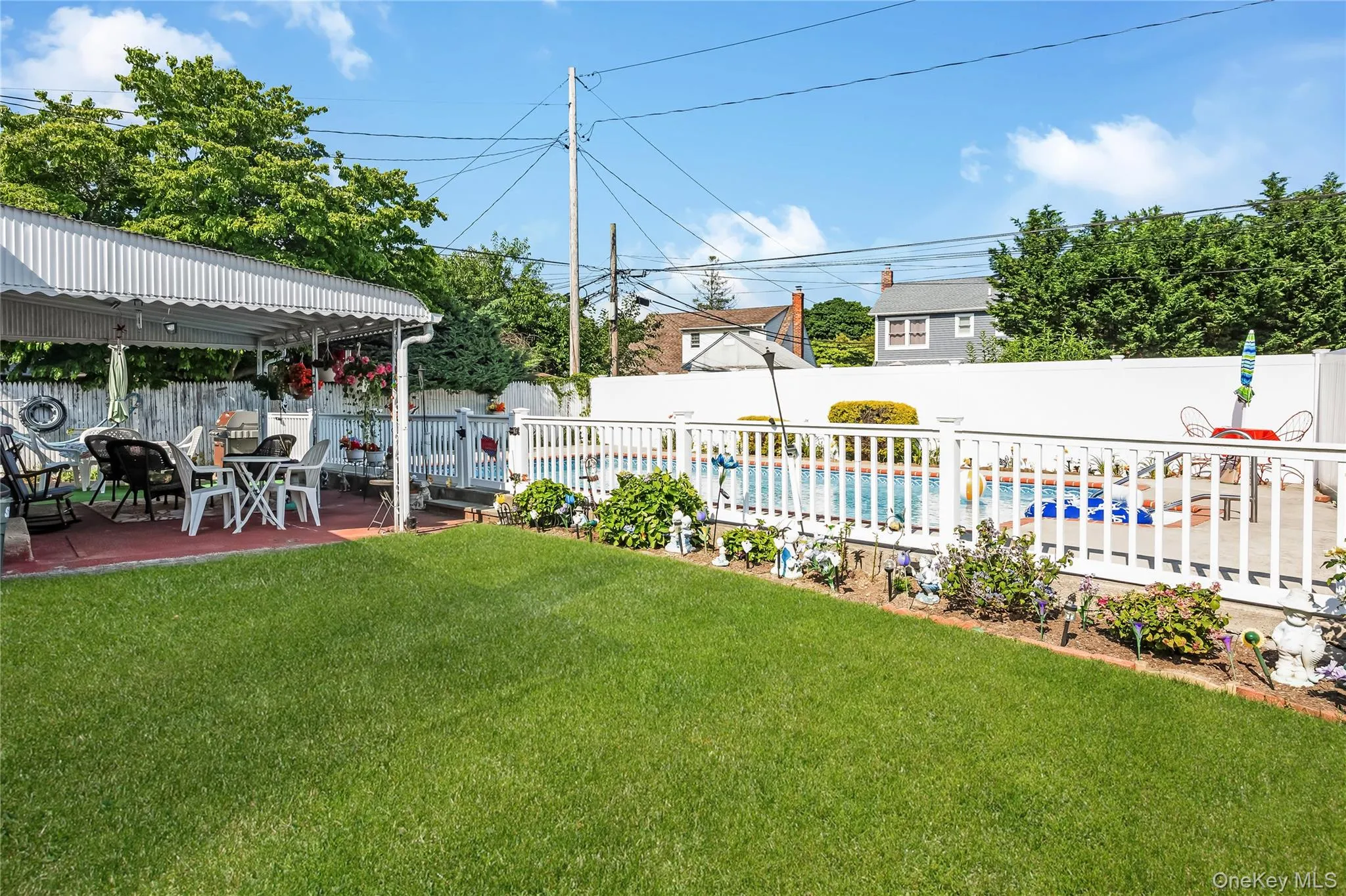 23 Scholl Drive, Oyster Bay, NY, 4 Bedrooms Bedrooms, 7 Rooms Rooms,1 BathroomBathrooms,Residential,For Rent,Scholl,0,1019615 23 Scholl Drive, Oyster Bay, NY, 4 Bedrooms Bedrooms, 7 Rooms Rooms,1 BathroomBathrooms,Residential,For Rent,Scholl,0,1019615