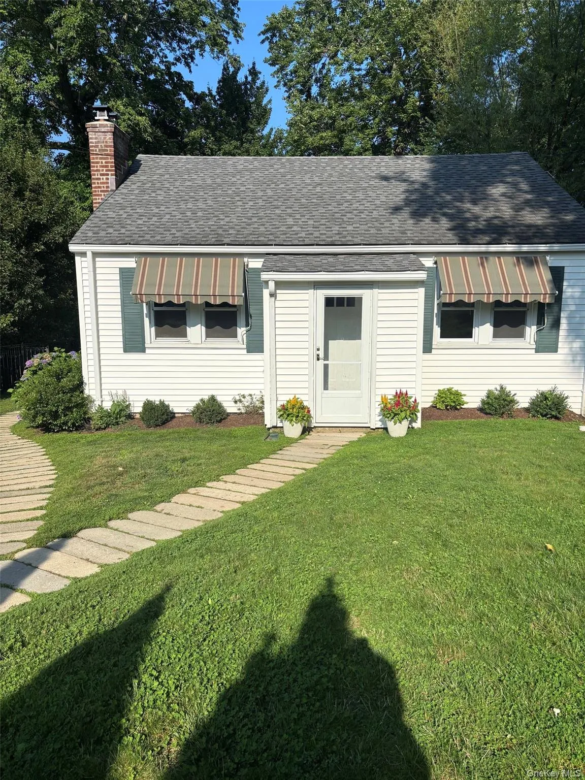 4R Highview Avenue, Greenwich, CT, 1 Bedroom Bedrooms, 5 Rooms Rooms,1 BathroomBathrooms,Residential Lease,For Rent,Highview,0,1019618 4R Highview Avenue, Greenwich, CT, 1 Bedroom Bedrooms, 5 Rooms Rooms,1 BathroomBathrooms,Residential Lease,For Rent,Highview,0,1019618