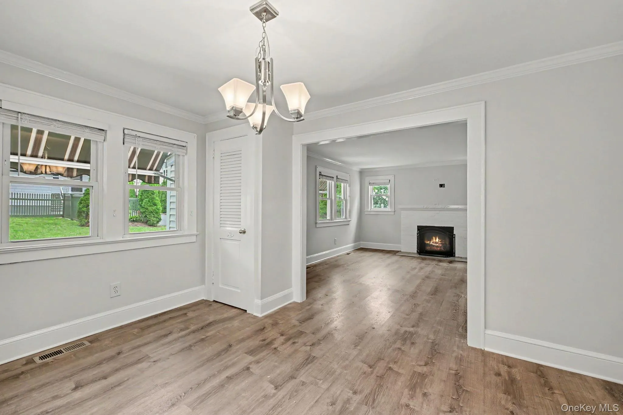 4R Highview Avenue, Greenwich, CT, 1 Bedroom Bedrooms, 5 Rooms Rooms,1 BathroomBathrooms,Residential Lease,For Rent,Highview,0,1019618 4R Highview Avenue, Greenwich, CT, 1 Bedroom Bedrooms, 5 Rooms Rooms,1 BathroomBathrooms,Residential Lease,For Rent,Highview,0,1019618