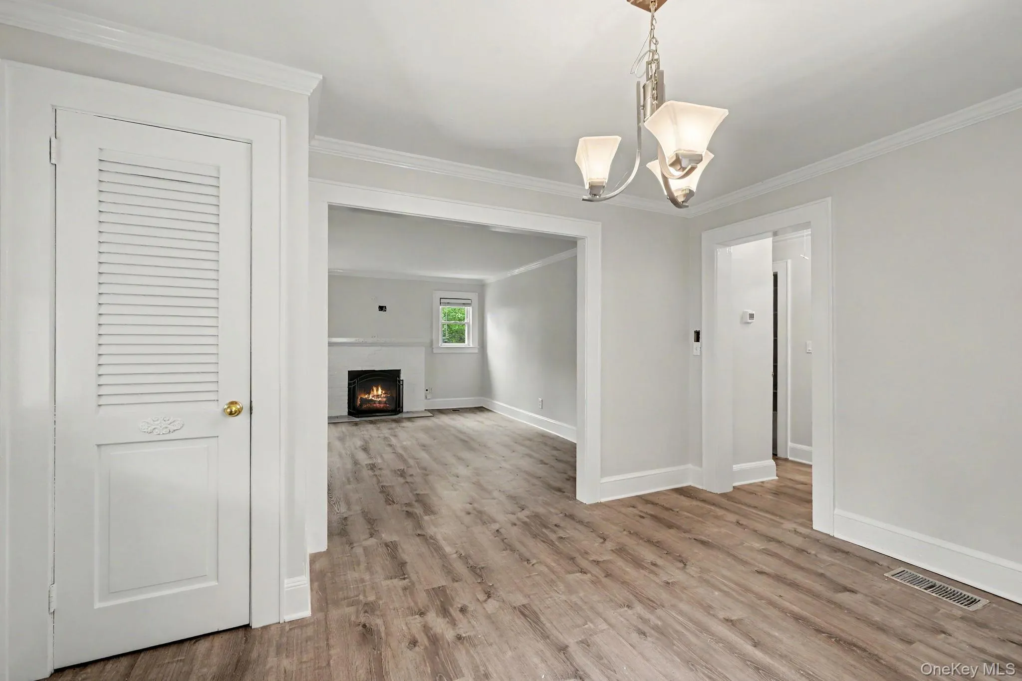 4R Highview Avenue, Greenwich, CT, 1 Bedroom Bedrooms, 5 Rooms Rooms,1 BathroomBathrooms,Residential Lease,For Rent,Highview,0,1019618 4R Highview Avenue, Greenwich, CT, 1 Bedroom Bedrooms, 5 Rooms Rooms,1 BathroomBathrooms,Residential Lease,For Rent,Highview,0,1019618