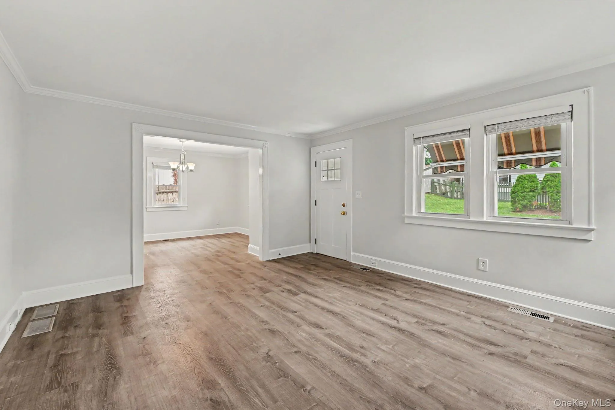 4R Highview Avenue, Greenwich, CT, 1 Bedroom Bedrooms, 5 Rooms Rooms,1 BathroomBathrooms,Residential Lease,For Rent,Highview,0,1019618 4R Highview Avenue, Greenwich, CT, 1 Bedroom Bedrooms, 5 Rooms Rooms,1 BathroomBathrooms,Residential Lease,For Rent,Highview,0,1019618