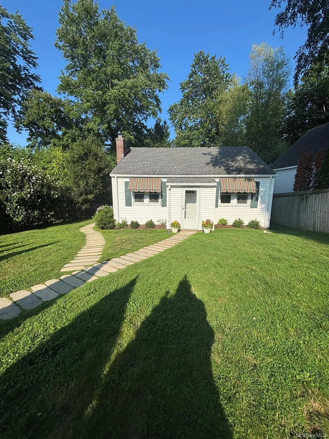 4R Highview Avenue, Greenwich, CT, 1 Bedroom Bedrooms, 5 Rooms Rooms,1 BathroomBathrooms,Residential Lease,For Rent,Highview,0,1019618 4R Highview Avenue, Greenwich, CT, 1 Bedroom Bedrooms, 5 Rooms Rooms,1 BathroomBathrooms,Residential Lease,For Rent,Highview,0,1019618