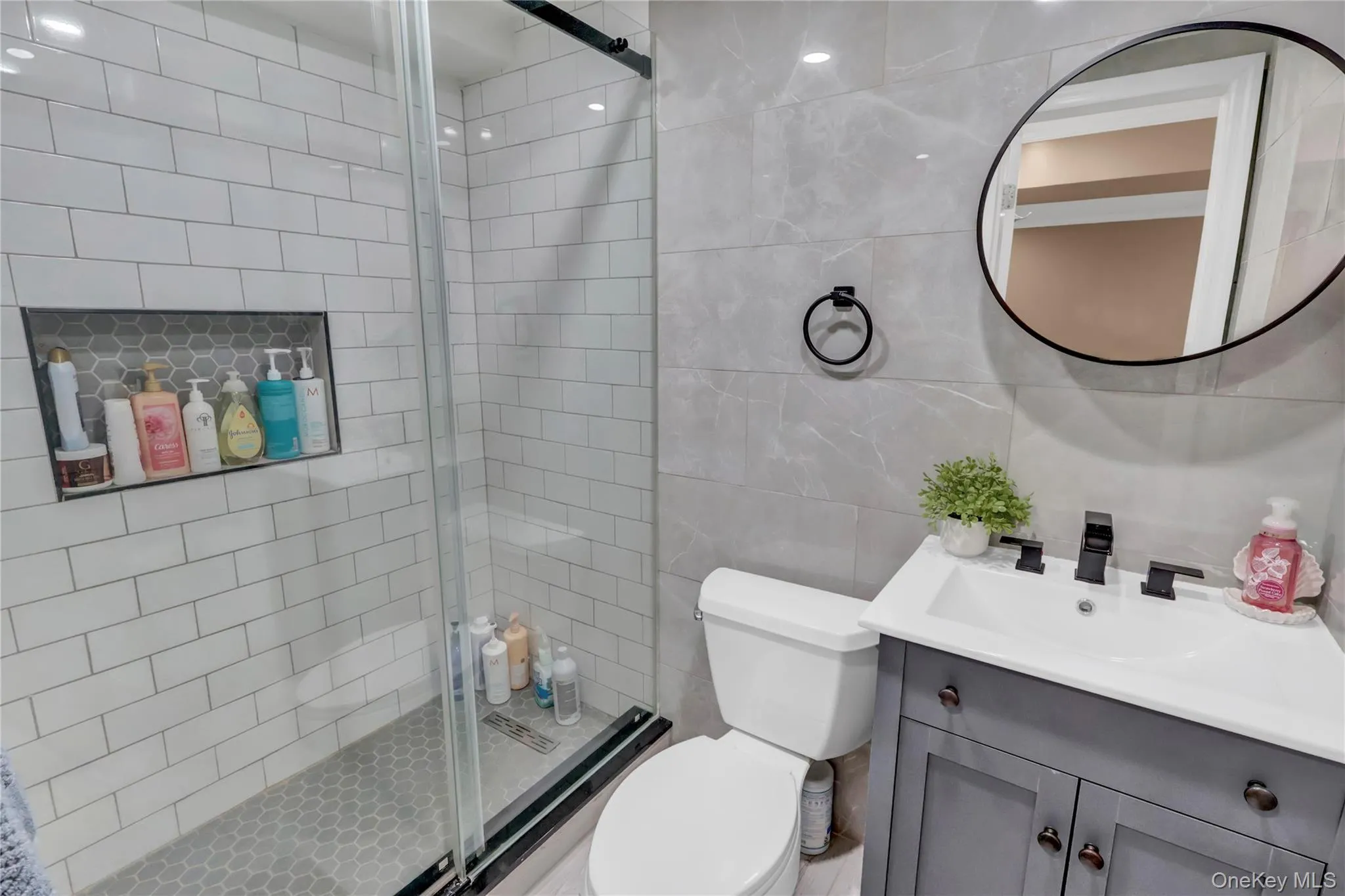 133-11 Peconic Street, New York, NY, 3 Bedrooms Bedrooms, 7 Rooms Rooms,2 BathroomsBathrooms,Residential,For Rent,Peconic,0,1019622 133-11 Peconic Street, New York, NY, 3 Bedrooms Bedrooms, 7 Rooms Rooms,2 BathroomsBathrooms,Residential,For Rent,Peconic,0,1019622
