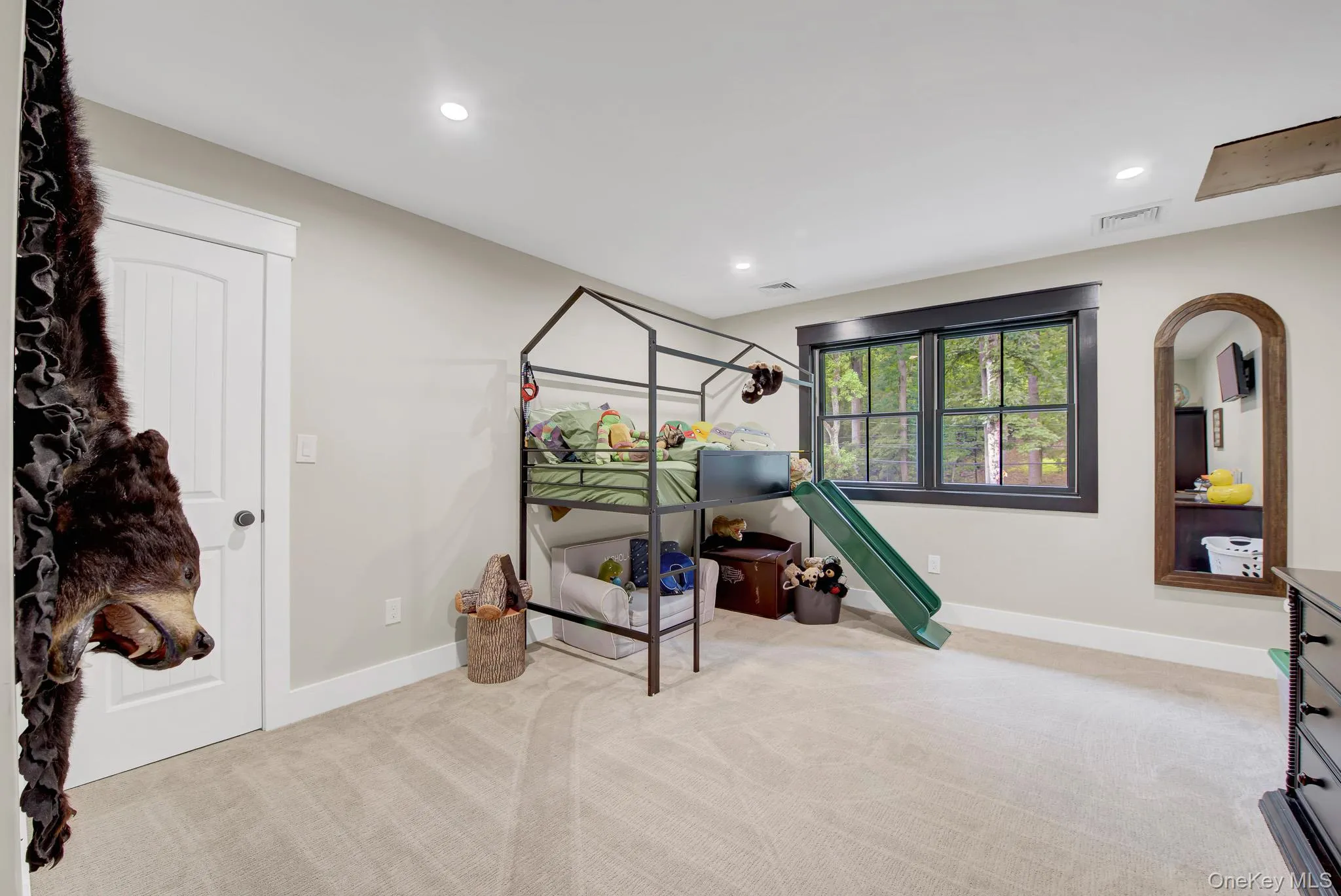 301 Old Mill Road, Smithtown, NY, 6 Bedrooms Bedrooms, 10 Rooms Rooms,4 BathroomsBathrooms,Residential,For Rent,Old Mill,0,1019623 301 Old Mill Road, Smithtown, NY, 6 Bedrooms Bedrooms, 10 Rooms Rooms,4 BathroomsBathrooms,Residential,For Rent,Old Mill,0,1019623