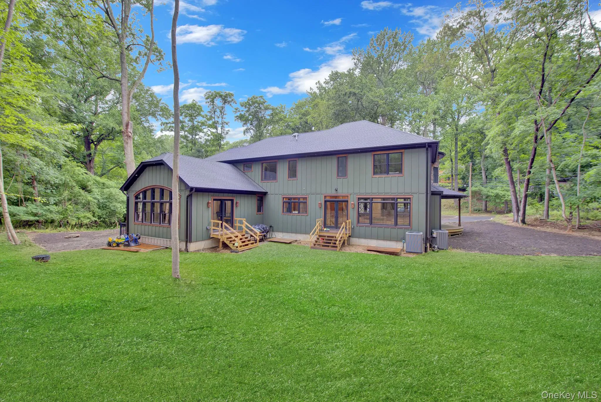 301 Old Mill Road, Smithtown, NY, 6 Bedrooms Bedrooms, 10 Rooms Rooms,4 BathroomsBathrooms,Residential,For Rent,Old Mill,0,1019623 301 Old Mill Road, Smithtown, NY, 6 Bedrooms Bedrooms, 10 Rooms Rooms,4 BathroomsBathrooms,Residential,For Rent,Old Mill,0,1019623