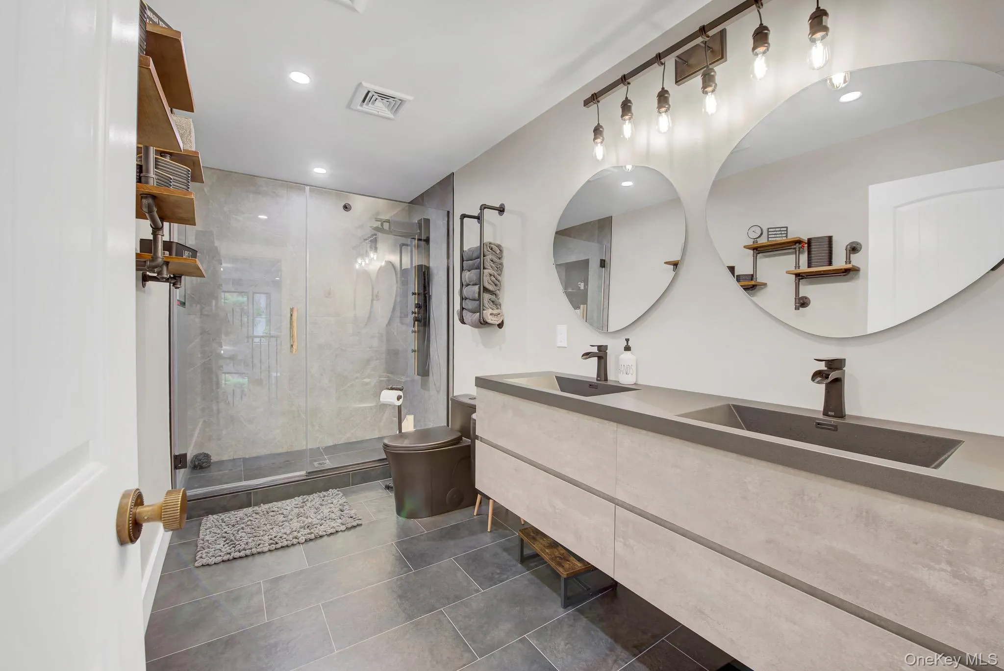 301 Old Mill Road, Smithtown, NY, 6 Bedrooms Bedrooms, 10 Rooms Rooms,4 BathroomsBathrooms,Residential,For Rent,Old Mill,0,1019623 301 Old Mill Road, Smithtown, NY, 6 Bedrooms Bedrooms, 10 Rooms Rooms,4 BathroomsBathrooms,Residential,For Rent,Old Mill,0,1019623