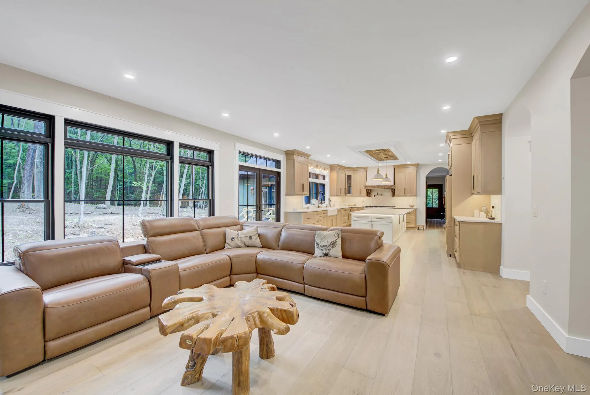 301 Old Mill Road, Smithtown, NY, 6 Bedrooms Bedrooms, 10 Rooms Rooms,4 BathroomsBathrooms,Residential,For Rent,Old Mill,0,1019623 301 Old Mill Road, Smithtown, NY, 6 Bedrooms Bedrooms, 10 Rooms Rooms,4 BathroomsBathrooms,Residential,For Rent,Old Mill,0,1019623