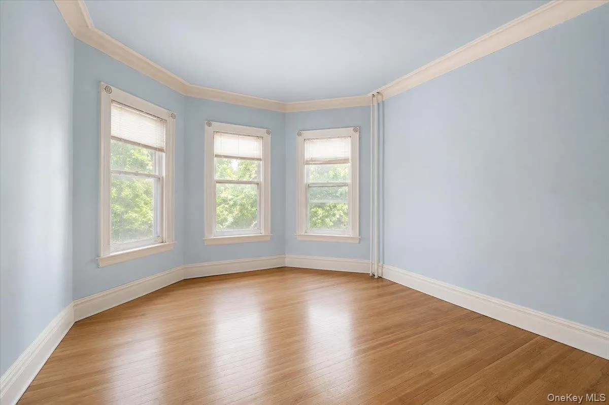 Large bedroom 1 Large bedroom 1