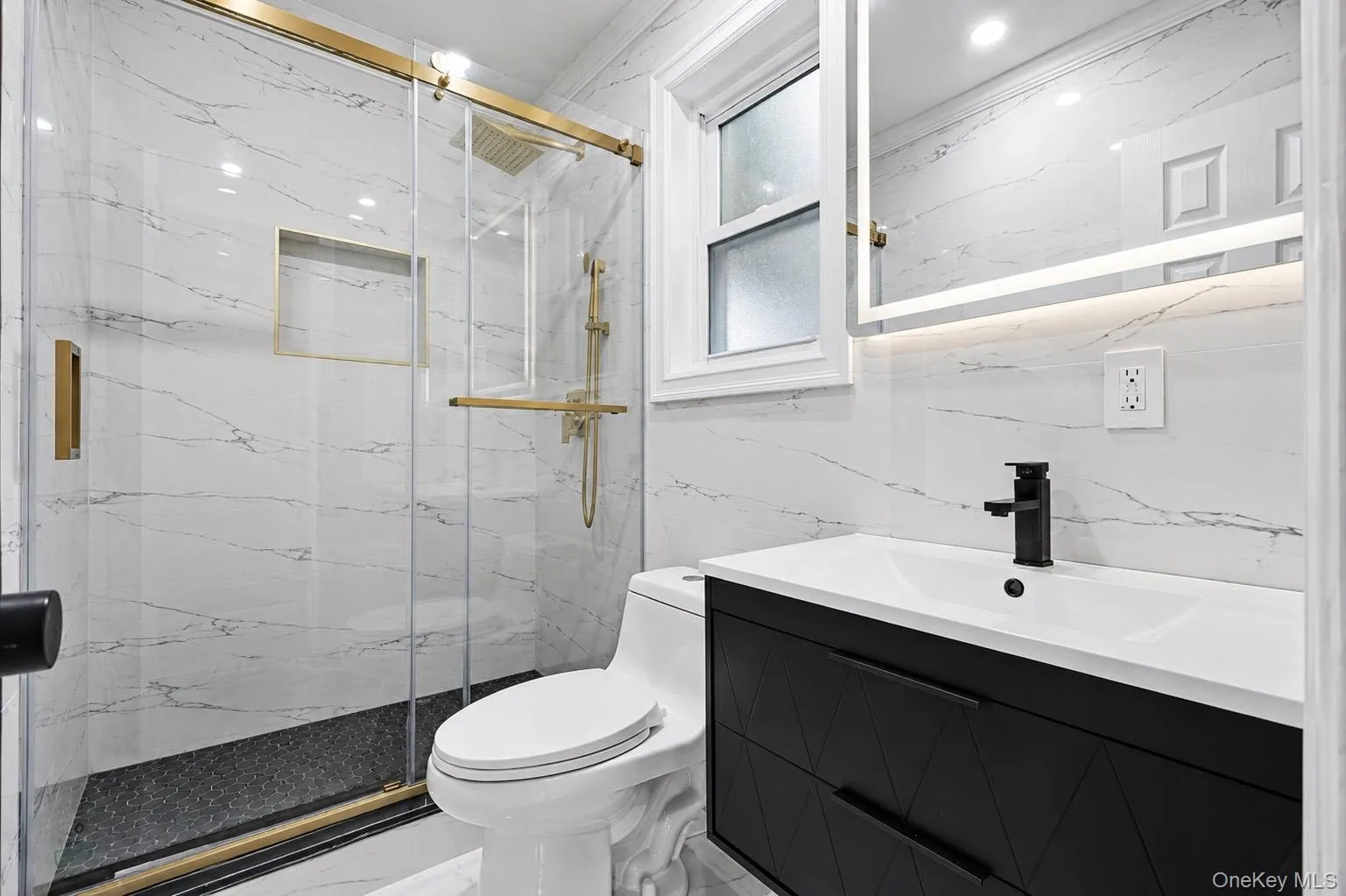 606 Catskill Avenue, Babylon, NY, 3 Bedrooms Bedrooms, 7 Rooms Rooms,1 BathroomBathrooms,Residential,For Rent,Catskill,0,1019632 606 Catskill Avenue, Babylon, NY, 3 Bedrooms Bedrooms, 7 Rooms Rooms,1 BathroomBathrooms,Residential,For Rent,Catskill,0,1019632
