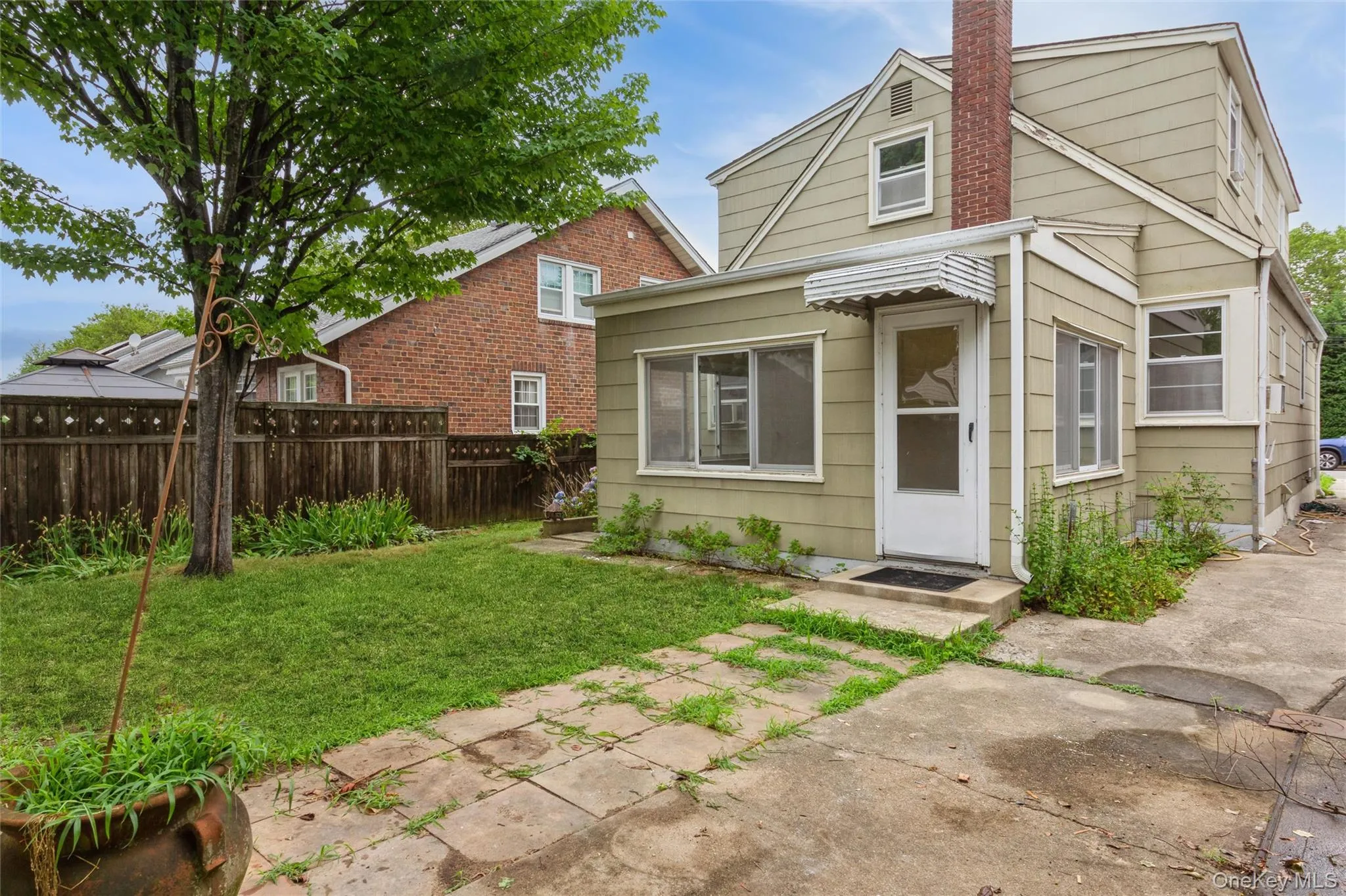 5 Cambridge Street, Hempstead, NY, 4 Bedrooms Bedrooms, 7 Rooms Rooms,2 BathroomsBathrooms,Residential,For Rent,Cambridge,0,1019634 5 Cambridge Street, Hempstead, NY, 4 Bedrooms Bedrooms, 7 Rooms Rooms,2 BathroomsBathrooms,Residential,For Rent,Cambridge,0,1019634