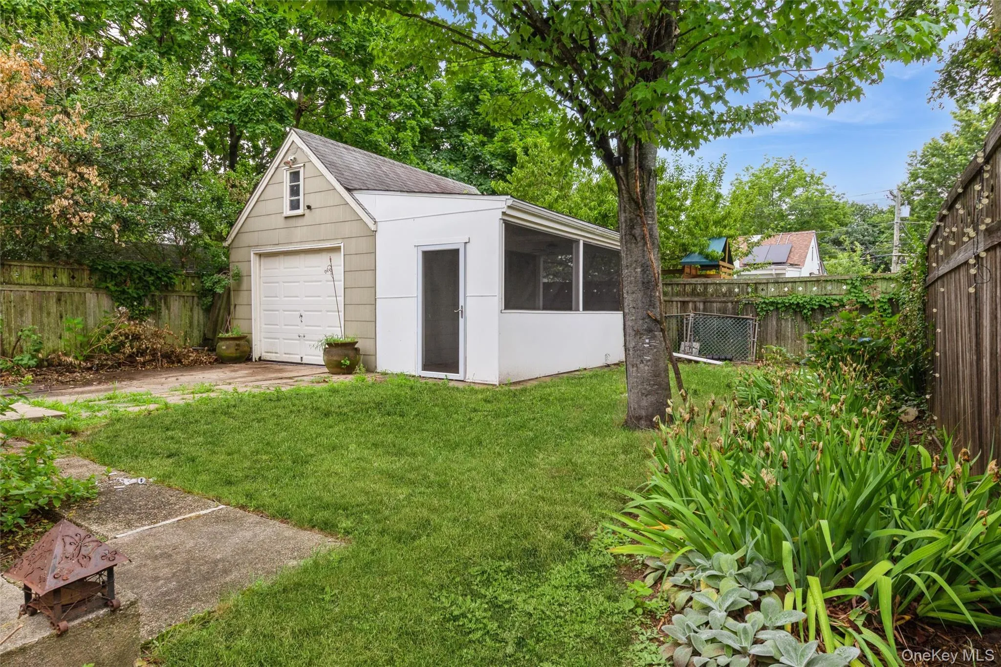 5 Cambridge Street, Hempstead, NY, 4 Bedrooms Bedrooms, 7 Rooms Rooms,2 BathroomsBathrooms,Residential,For Rent,Cambridge,0,1019634 5 Cambridge Street, Hempstead, NY, 4 Bedrooms Bedrooms, 7 Rooms Rooms,2 BathroomsBathrooms,Residential,For Rent,Cambridge,0,1019634