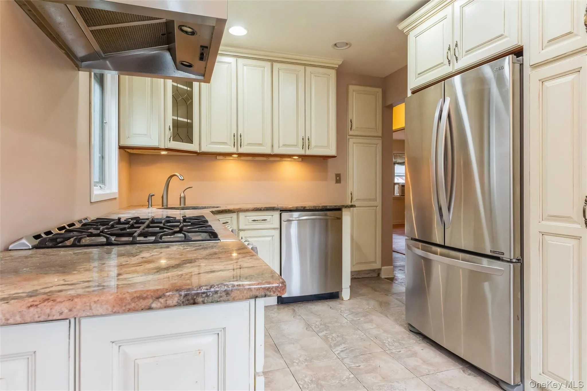 5 Cambridge Street, Hempstead, NY, 4 Bedrooms Bedrooms, 7 Rooms Rooms,2 BathroomsBathrooms,Residential,For Rent,Cambridge,0,1019634 5 Cambridge Street, Hempstead, NY, 4 Bedrooms Bedrooms, 7 Rooms Rooms,2 BathroomsBathrooms,Residential,For Rent,Cambridge,0,1019634