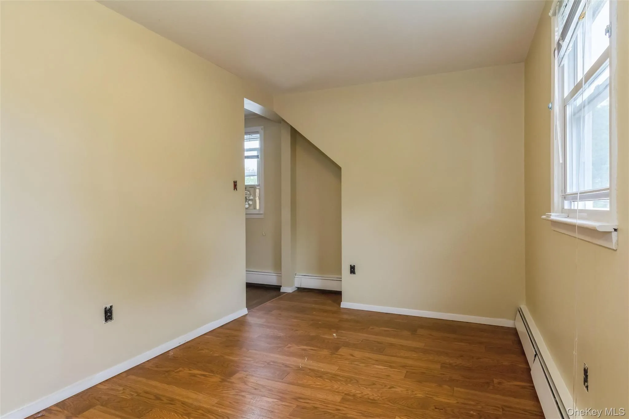 5 Cambridge Street, Hempstead, NY, 4 Bedrooms Bedrooms, 7 Rooms Rooms,2 BathroomsBathrooms,Residential,For Rent,Cambridge,0,1019634 5 Cambridge Street, Hempstead, NY, 4 Bedrooms Bedrooms, 7 Rooms Rooms,2 BathroomsBathrooms,Residential,For Rent,Cambridge,0,1019634