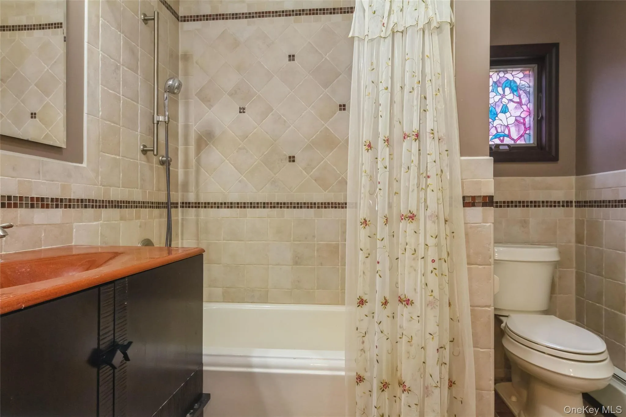 5 Cambridge Street, Hempstead, NY, 4 Bedrooms Bedrooms, 7 Rooms Rooms,2 BathroomsBathrooms,Residential,For Rent,Cambridge,0,1019634 5 Cambridge Street, Hempstead, NY, 4 Bedrooms Bedrooms, 7 Rooms Rooms,2 BathroomsBathrooms,Residential,For Rent,Cambridge,0,1019634