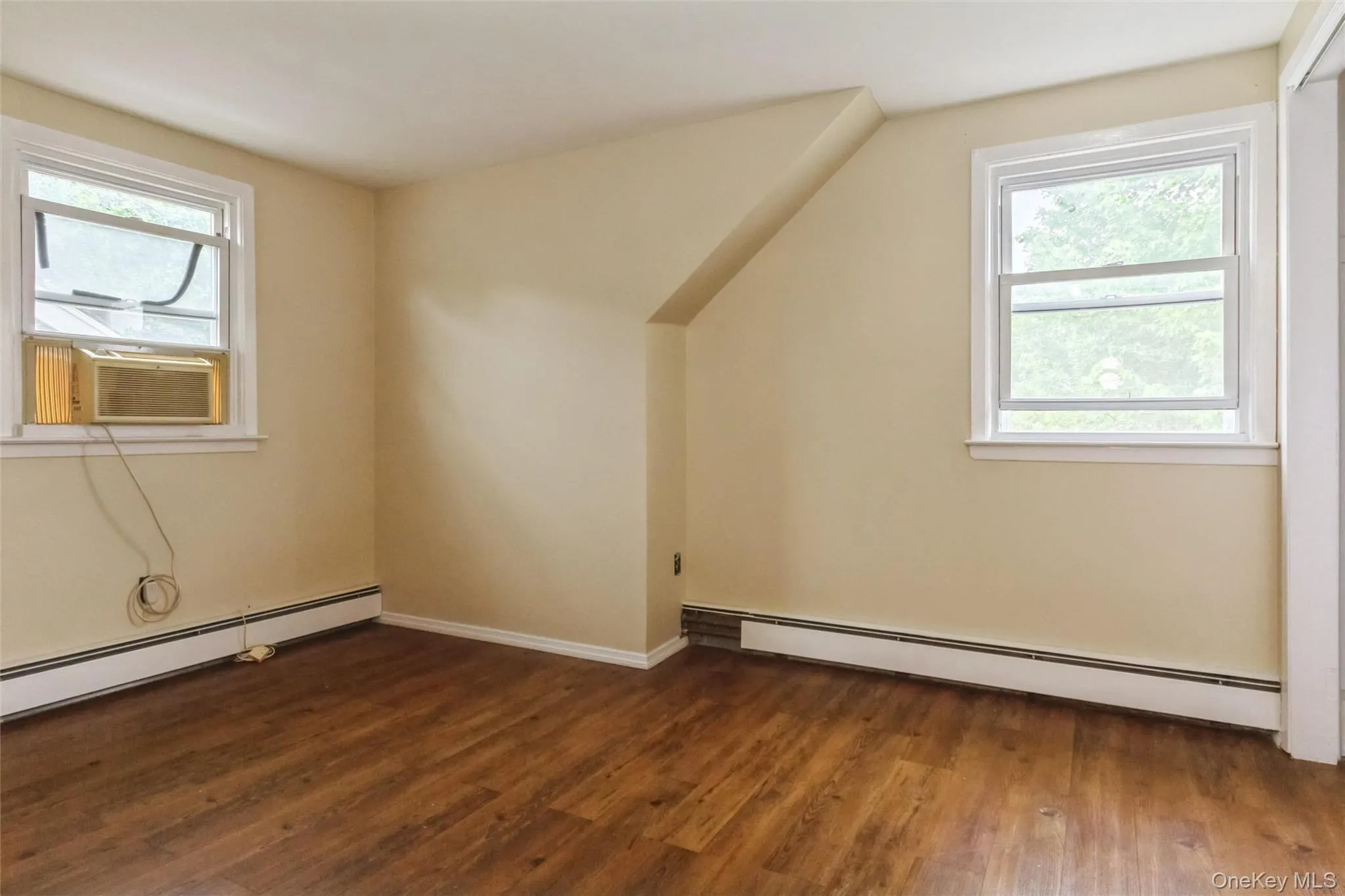 5 Cambridge Street, Hempstead, NY, 4 Bedrooms Bedrooms, 7 Rooms Rooms,2 BathroomsBathrooms,Residential,For Rent,Cambridge,0,1019634 5 Cambridge Street, Hempstead, NY, 4 Bedrooms Bedrooms, 7 Rooms Rooms,2 BathroomsBathrooms,Residential,For Rent,Cambridge,0,1019634
