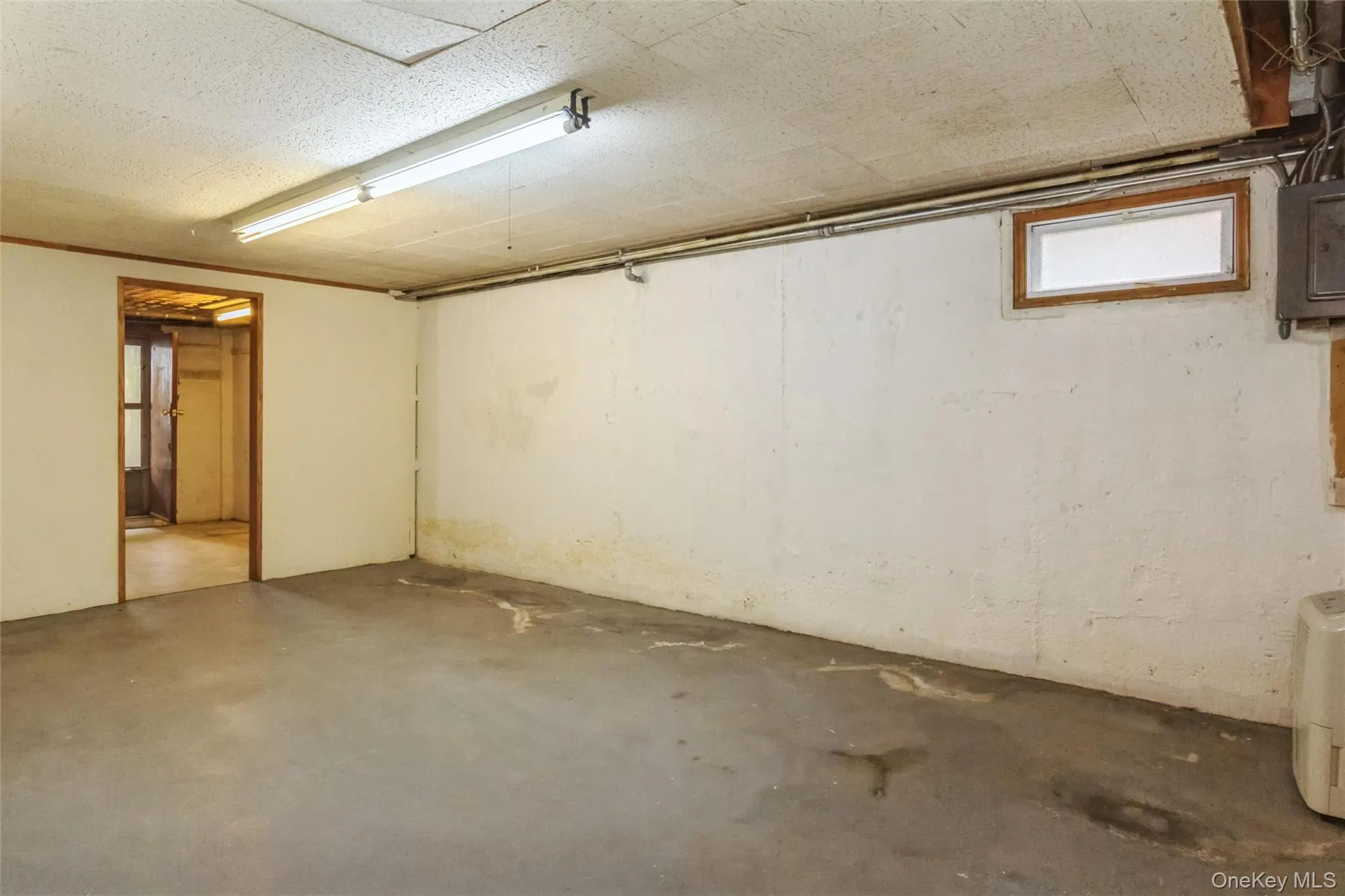 5 Cambridge Street, Hempstead, NY, 4 Bedrooms Bedrooms, 7 Rooms Rooms,2 BathroomsBathrooms,Residential,For Rent,Cambridge,0,1019634 5 Cambridge Street, Hempstead, NY, 4 Bedrooms Bedrooms, 7 Rooms Rooms,2 BathroomsBathrooms,Residential,For Rent,Cambridge,0,1019634