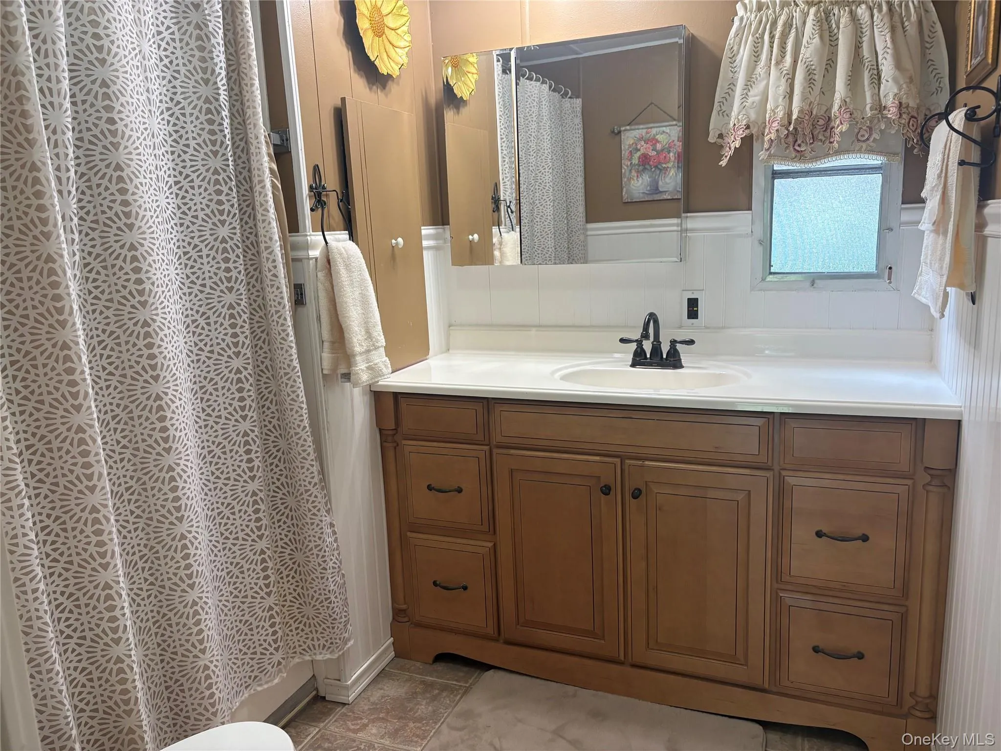 525 Riverleigh Avenue, Riverhead, NY, 2 Bedrooms Bedrooms, 6 Rooms Rooms,1 BathroomBathrooms,Residential,For Rent,Riverleigh,0,1019636 525 Riverleigh Avenue, Riverhead, NY, 2 Bedrooms Bedrooms, 6 Rooms Rooms,1 BathroomBathrooms,Residential,For Rent,Riverleigh,0,1019636