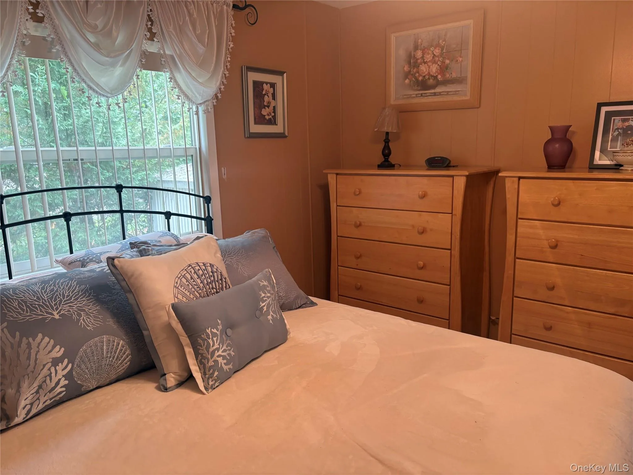 525 Riverleigh Avenue, Riverhead, NY, 2 Bedrooms Bedrooms, 6 Rooms Rooms,1 BathroomBathrooms,Residential,For Rent,Riverleigh,0,1019636 525 Riverleigh Avenue, Riverhead, NY, 2 Bedrooms Bedrooms, 6 Rooms Rooms,1 BathroomBathrooms,Residential,For Rent,Riverleigh,0,1019636