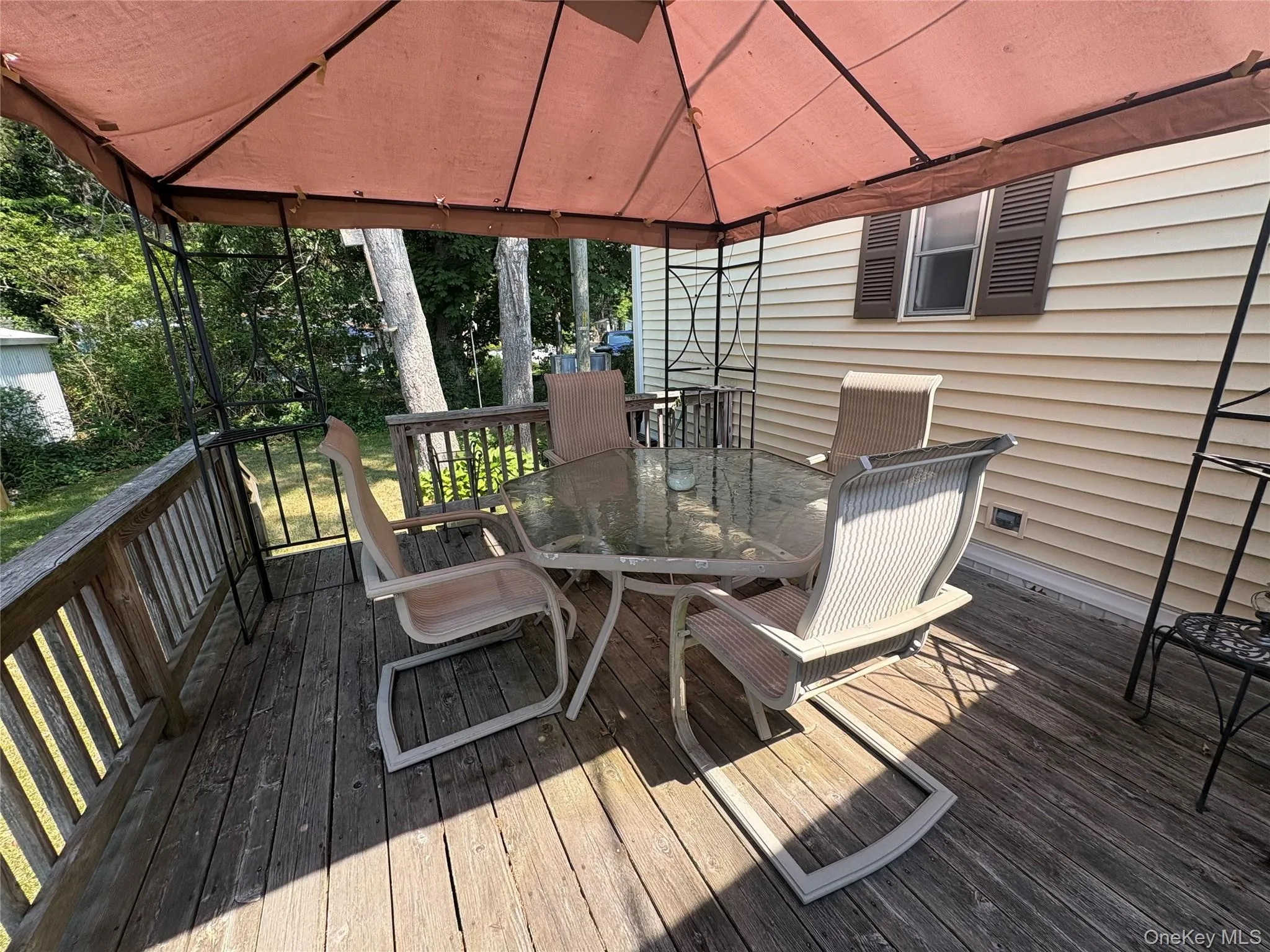 525 Riverleigh Avenue, Riverhead, NY, 2 Bedrooms Bedrooms, 6 Rooms Rooms,1 BathroomBathrooms,Residential,For Rent,Riverleigh,0,1019636 525 Riverleigh Avenue, Riverhead, NY, 2 Bedrooms Bedrooms, 6 Rooms Rooms,1 BathroomBathrooms,Residential,For Rent,Riverleigh,0,1019636