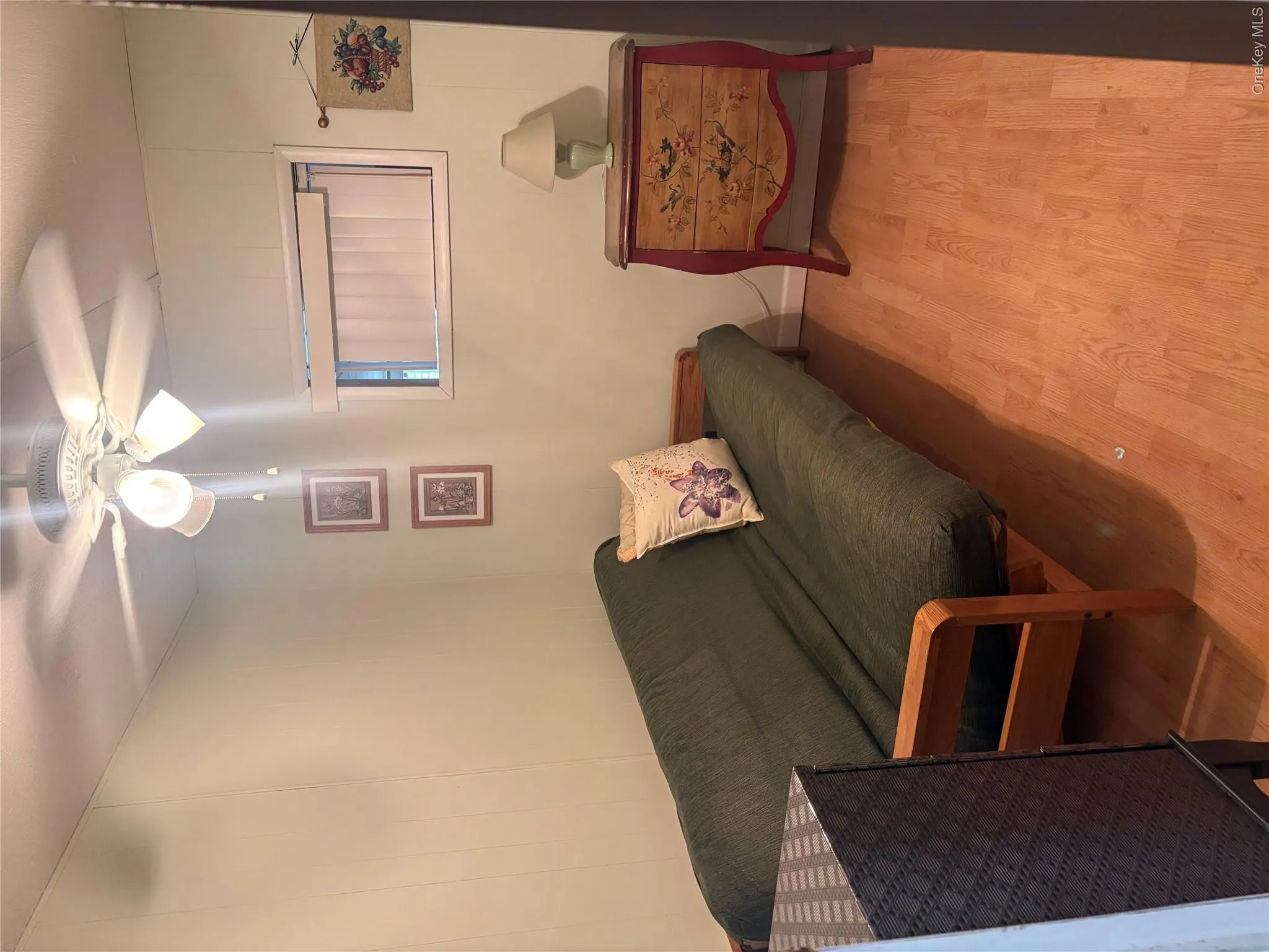525 Riverleigh Avenue, Riverhead, NY, 2 Bedrooms Bedrooms, 6 Rooms Rooms,1 BathroomBathrooms,Residential,For Rent,Riverleigh,0,1019636 525 Riverleigh Avenue, Riverhead, NY, 2 Bedrooms Bedrooms, 6 Rooms Rooms,1 BathroomBathrooms,Residential,For Rent,Riverleigh,0,1019636