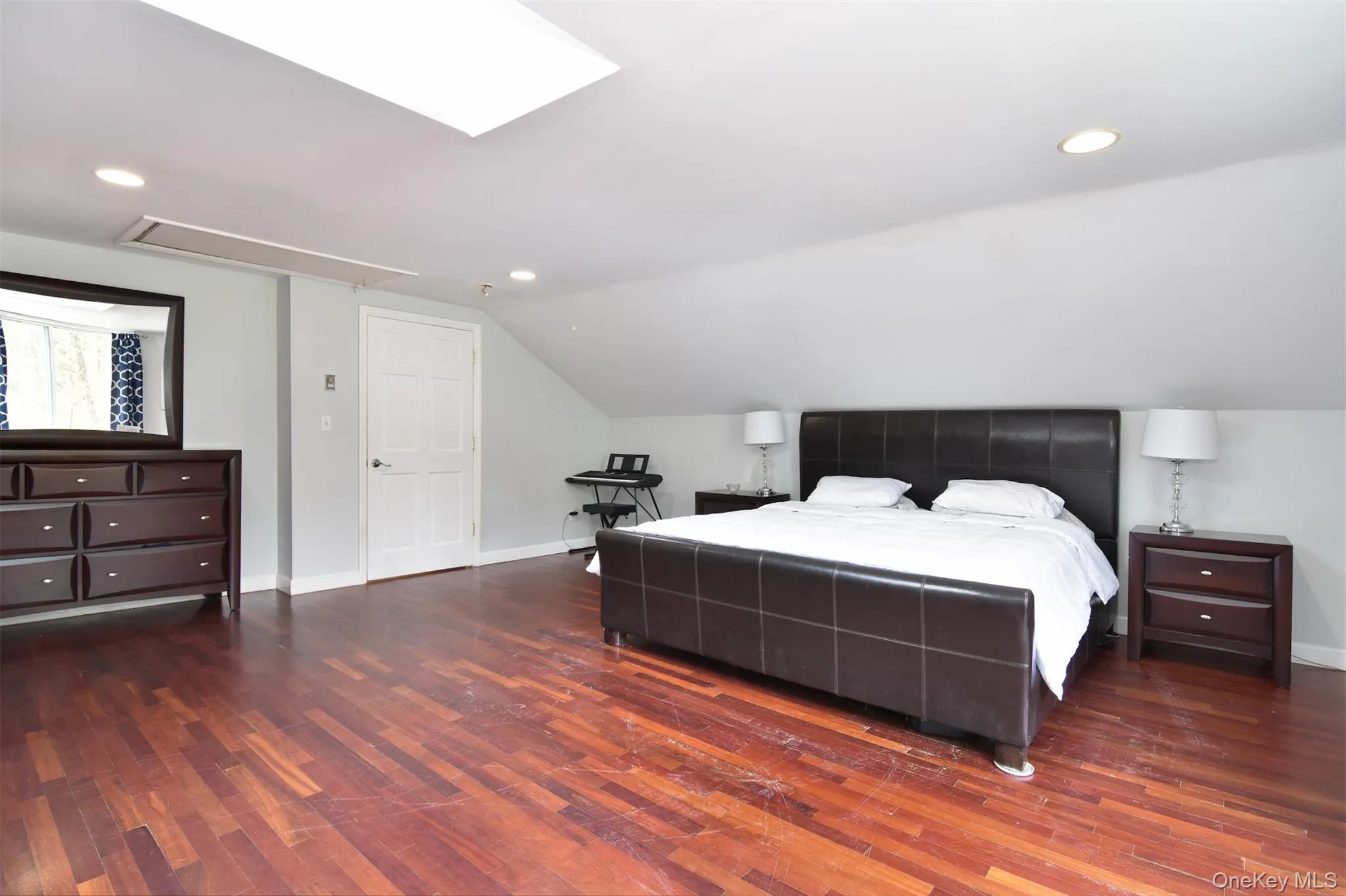 Large Second Bedroom on 2nd Floor with Skylights and Double Closets Large Second Bedroom on 2nd Floor with Skylights and Double Closets