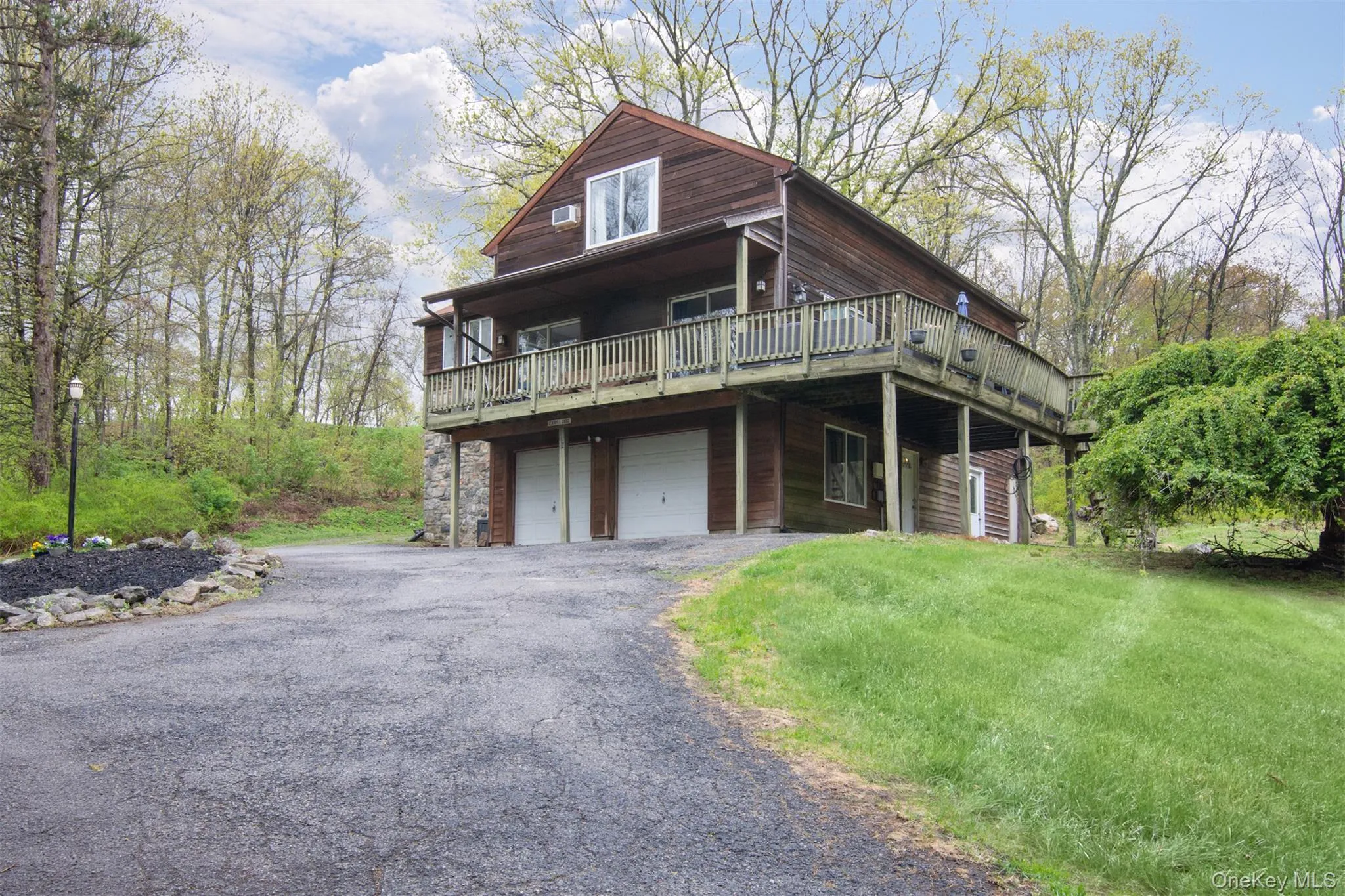 16 Oskar Drive, Carmel, NY, 3 Bedrooms Bedrooms, 8 Rooms Rooms,2 BathroomsBathrooms,Residential,For Rent,Oskar,0,1019639 16 Oskar Drive, Carmel, NY, 3 Bedrooms Bedrooms, 8 Rooms Rooms,2 BathroomsBathrooms,Residential,For Rent,Oskar,0,1019639