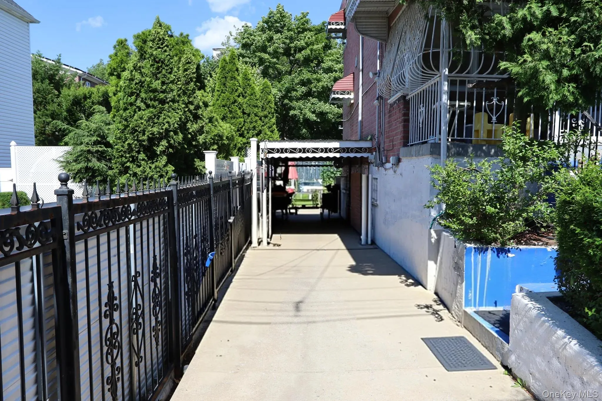 4108 Wilder Avenue, New York, NY, 2 Bedrooms Bedrooms, 5 Rooms Rooms,1 BathroomBathrooms,Residential,For Rent,Wilder,0,1019640 4108 Wilder Avenue, New York, NY, 2 Bedrooms Bedrooms, 5 Rooms Rooms,1 BathroomBathrooms,Residential,For Rent,Wilder,0,1019640