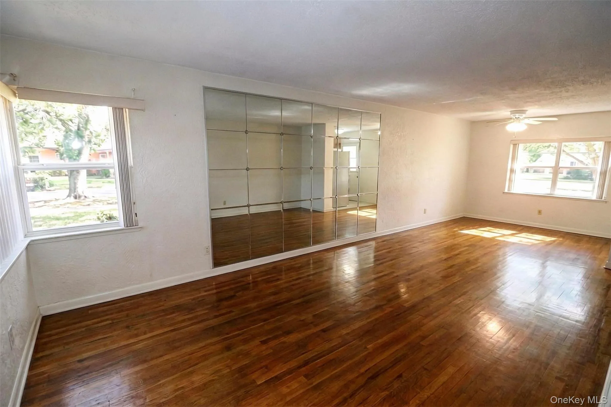 4108 Wilder Avenue, New York, NY, 2 Bedrooms Bedrooms, 5 Rooms Rooms,1 BathroomBathrooms,Residential,For Rent,Wilder,0,1019640 4108 Wilder Avenue, New York, NY, 2 Bedrooms Bedrooms, 5 Rooms Rooms,1 BathroomBathrooms,Residential,For Rent,Wilder,0,1019640