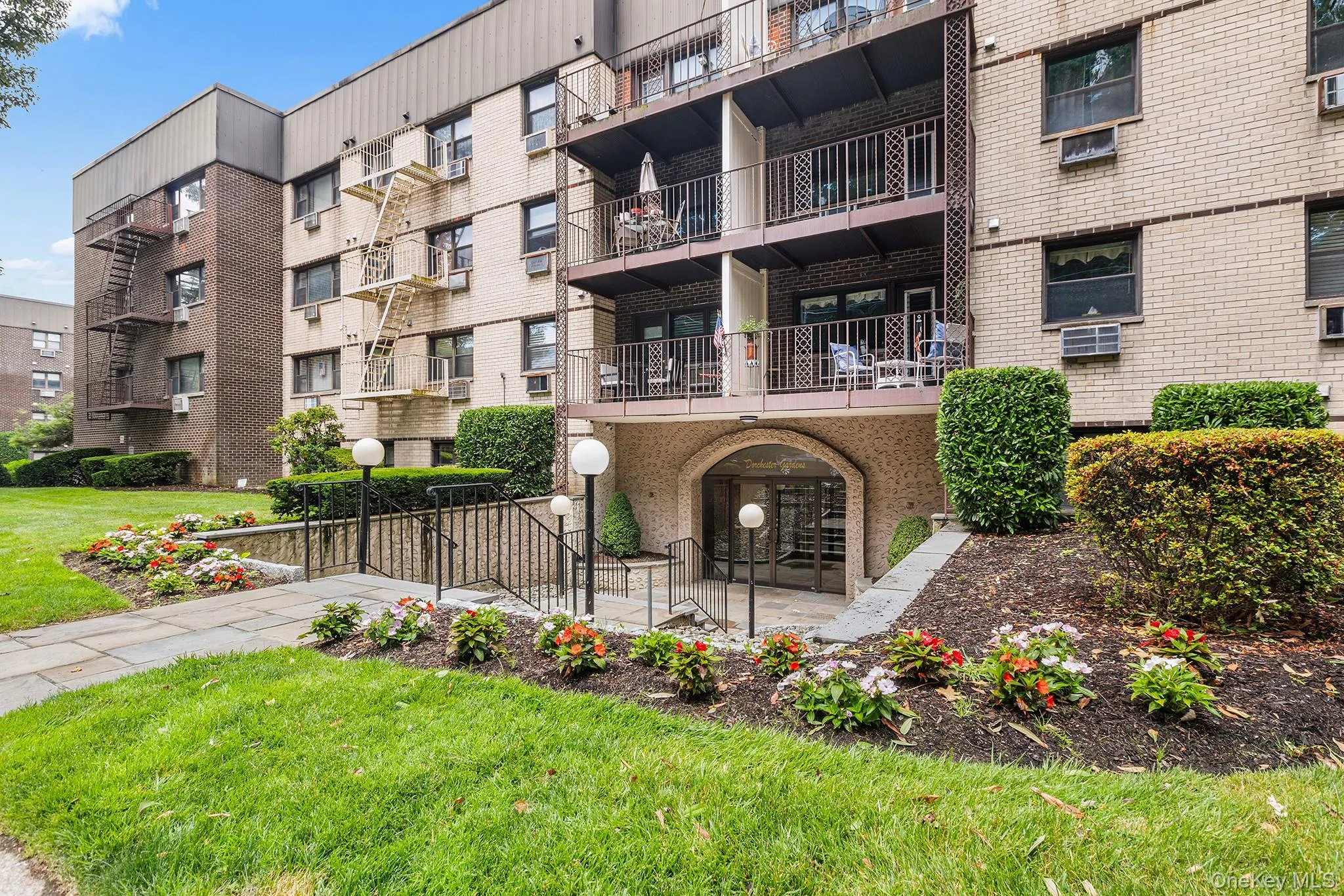 2241 Palmer Avenue, New Rochelle, NY, 2 Bedrooms Bedrooms, 5 Rooms Rooms,2 BathroomsBathrooms,Residential,For Rent,Palmer,0,1019646 2241 Palmer Avenue, New Rochelle, NY, 2 Bedrooms Bedrooms, 5 Rooms Rooms,2 BathroomsBathrooms,Residential,For Rent,Palmer,0,1019646