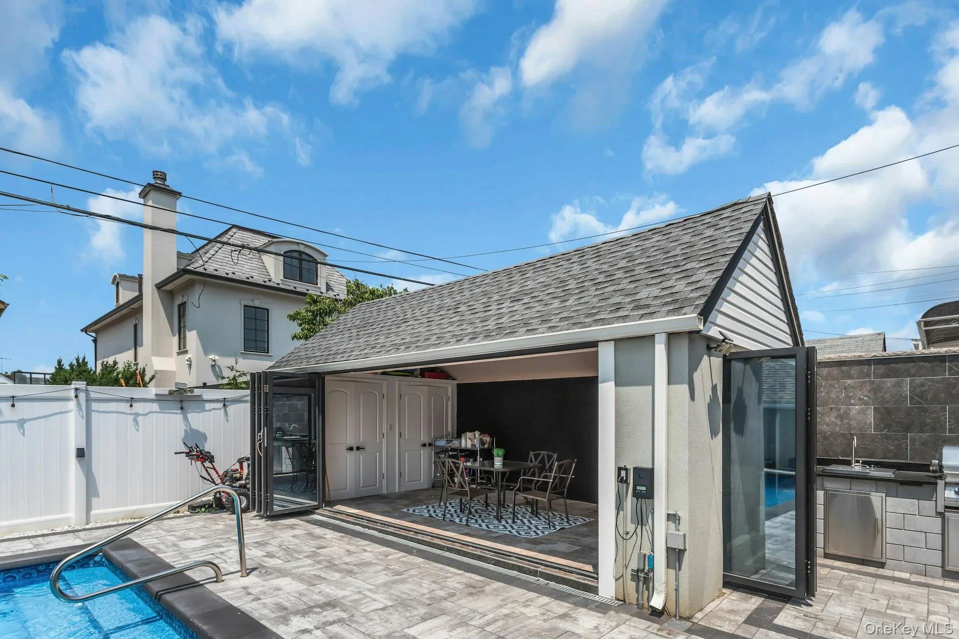 Cabana/converted garage Cabana/converted garage